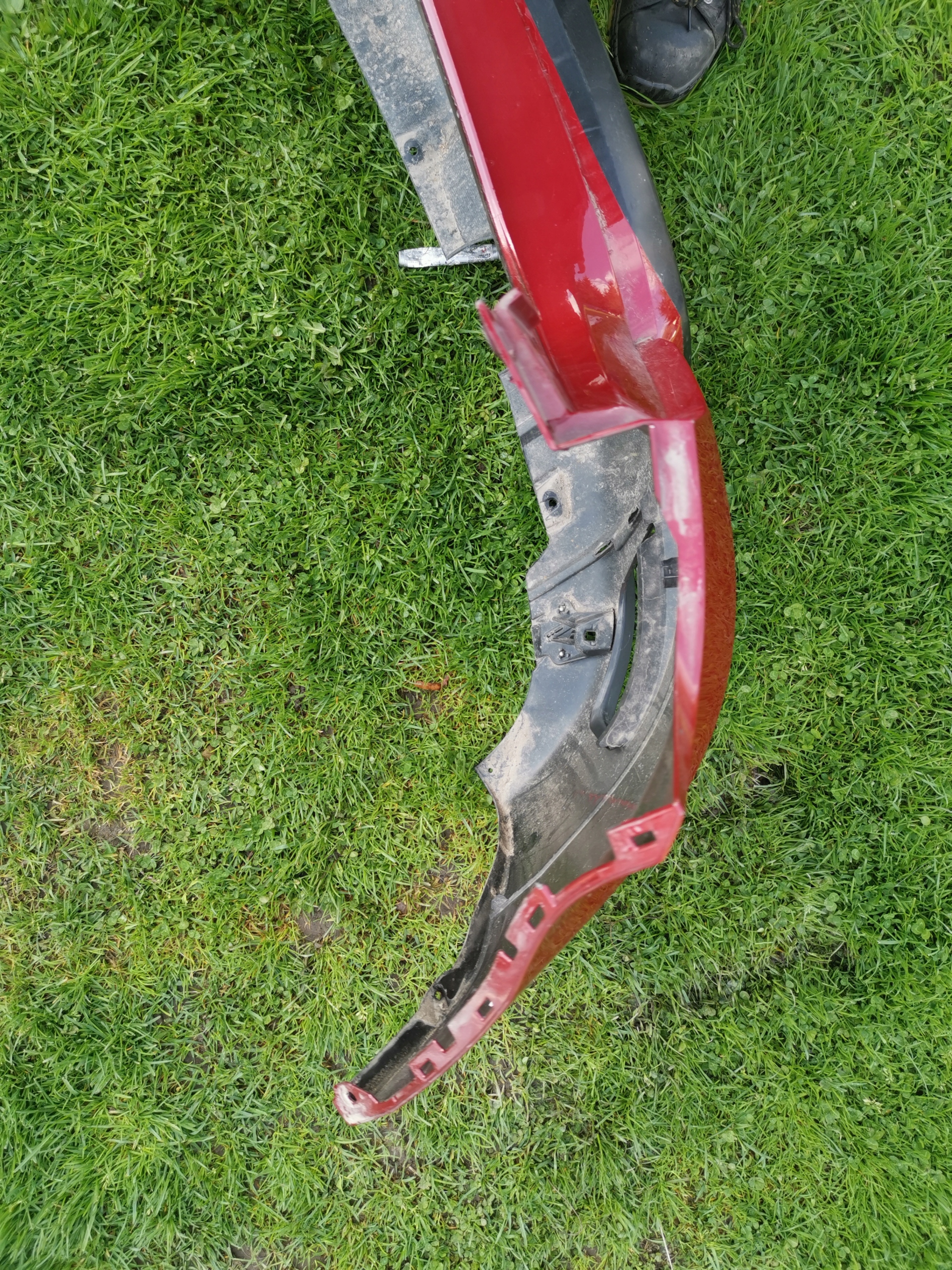 DACIA DUSTER II bumper rear part rear 850222027R pdc