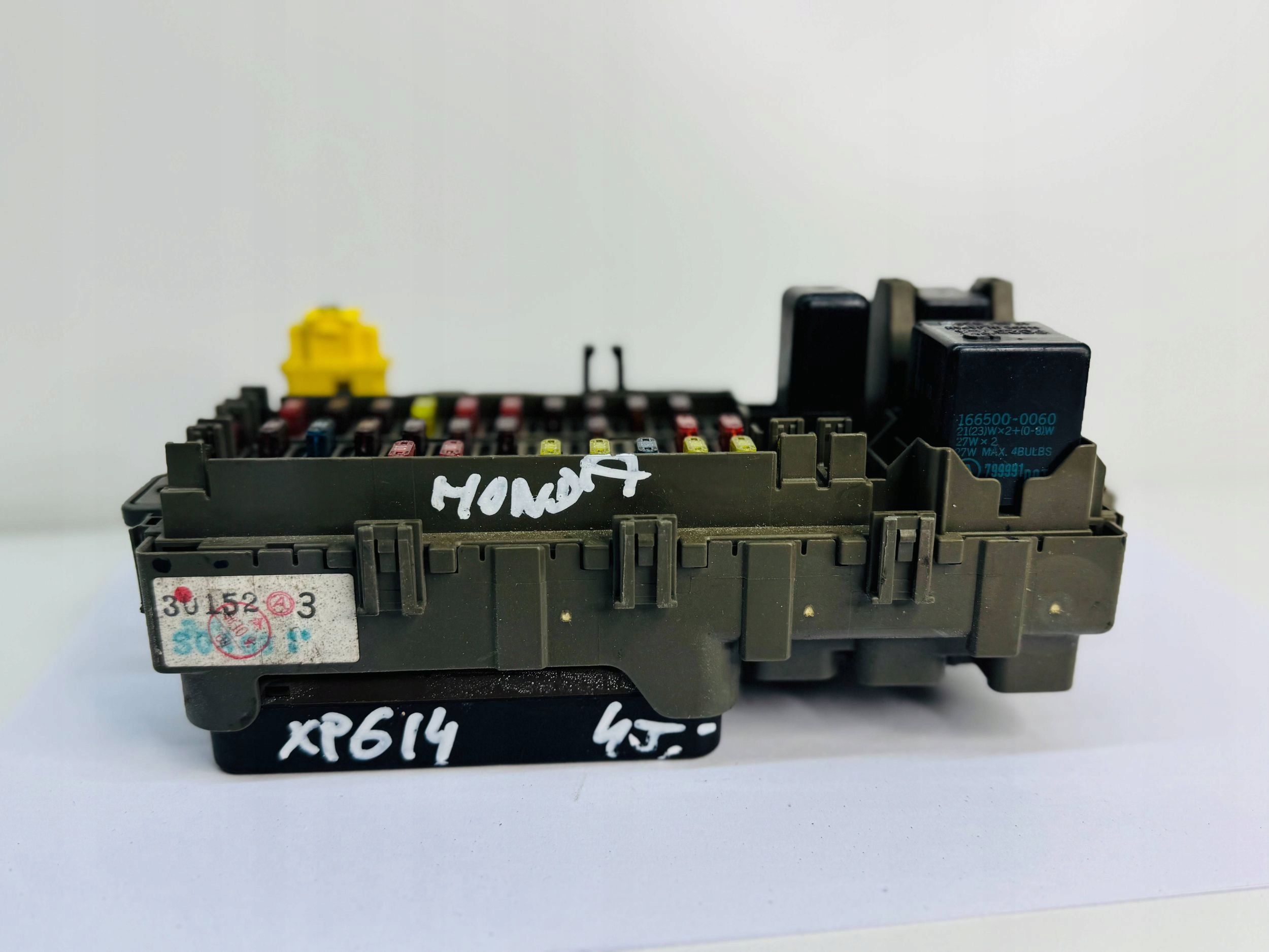 Module fusibles HONDA CIVIC VI 38600S04GO