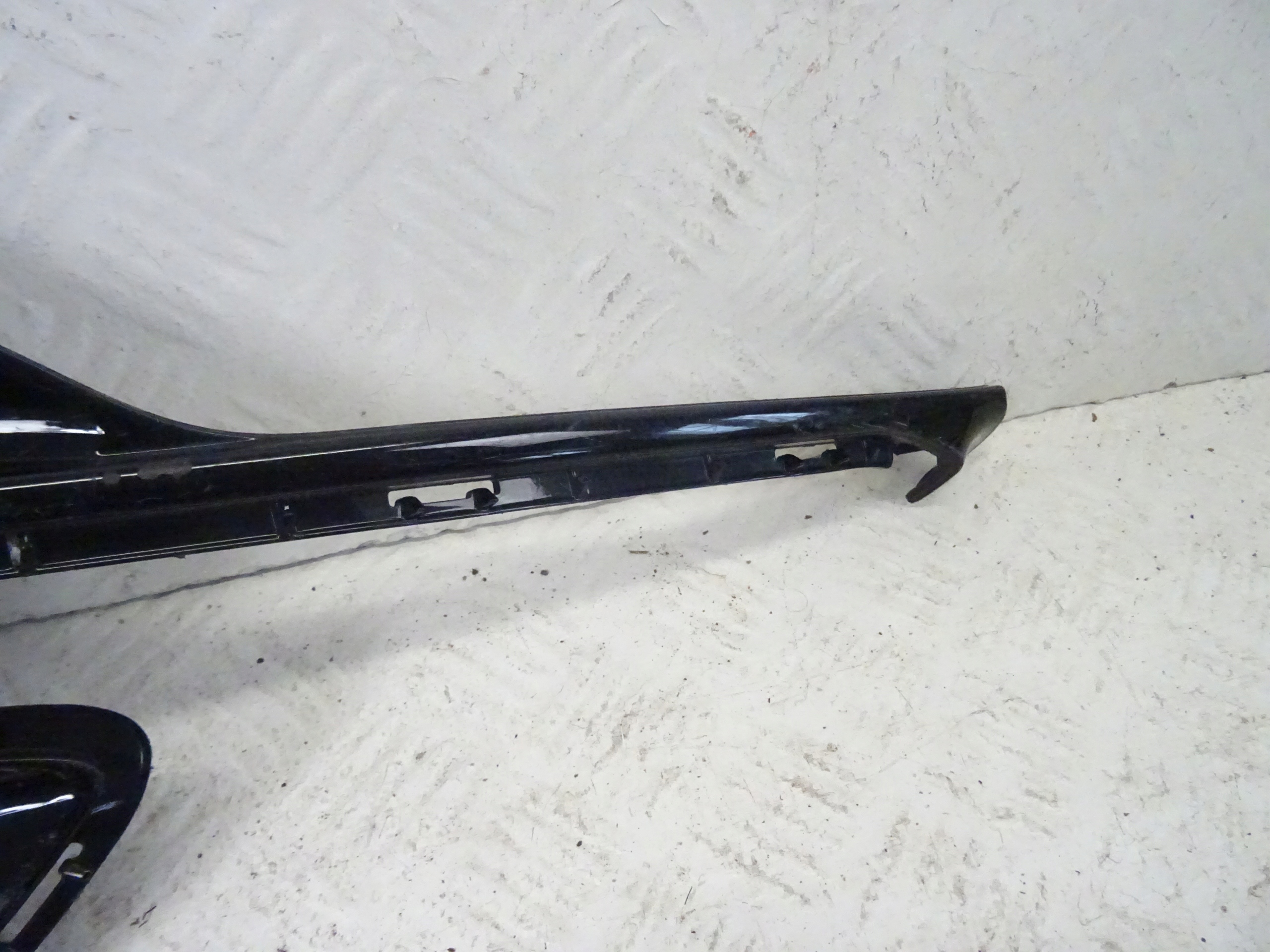 grid of a bumper front front right FORD KUGA MK3 ST-LINE LV4B-17K946-S
