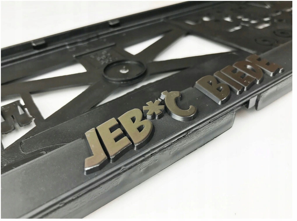 Ramka tablicy rejestracyjnej 3D J... BIEDĘ wypukła podkładka JEB*C BIEDĘ