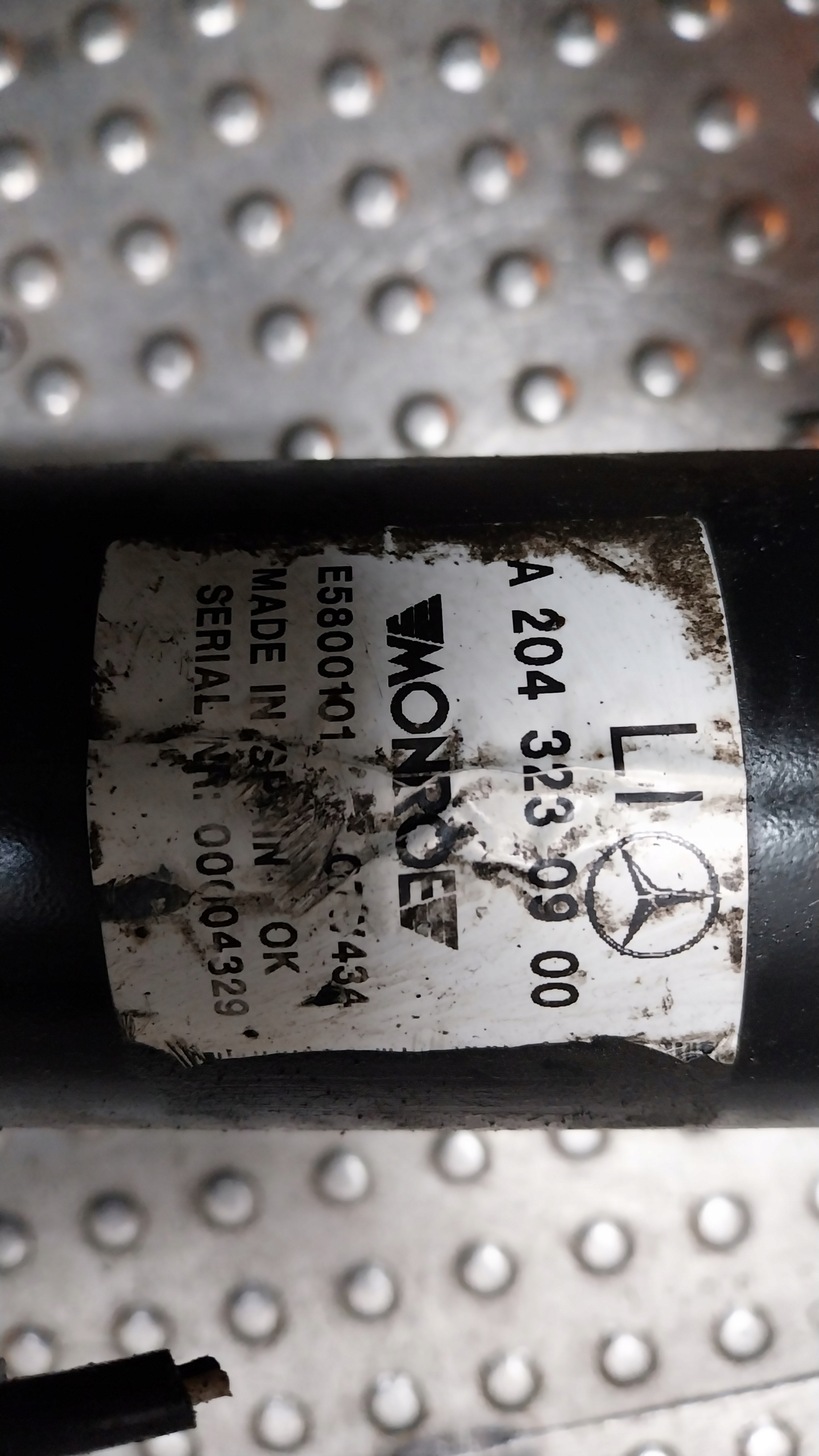 shock absorber left front A2043230900 MERCEDES W204 W207 CABRIO COUPE