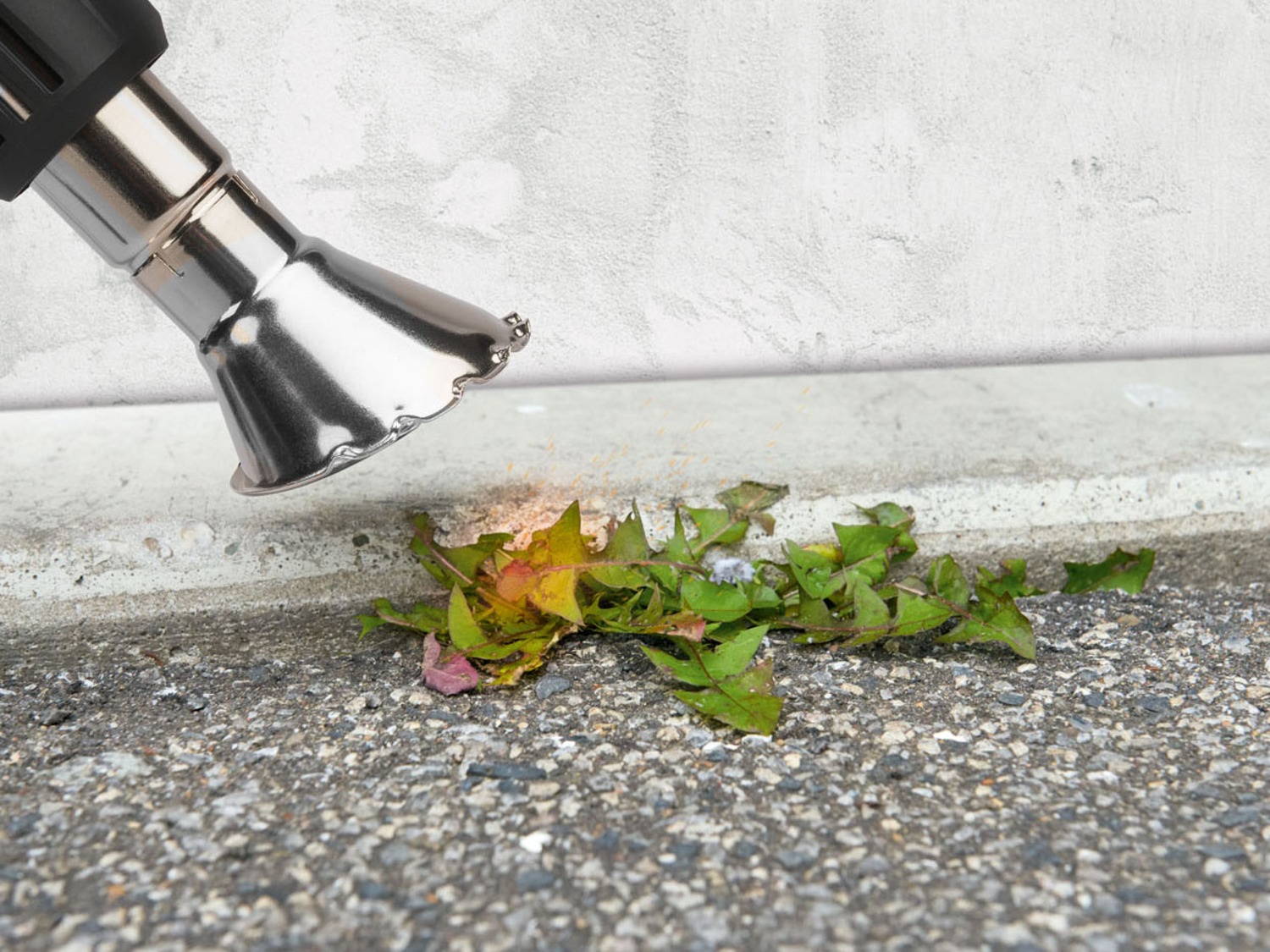 PARKSIDE Opalarka / Wypalarka do chwastów PLHLG 2000 + akcesoria 2000W Moc 2000 W