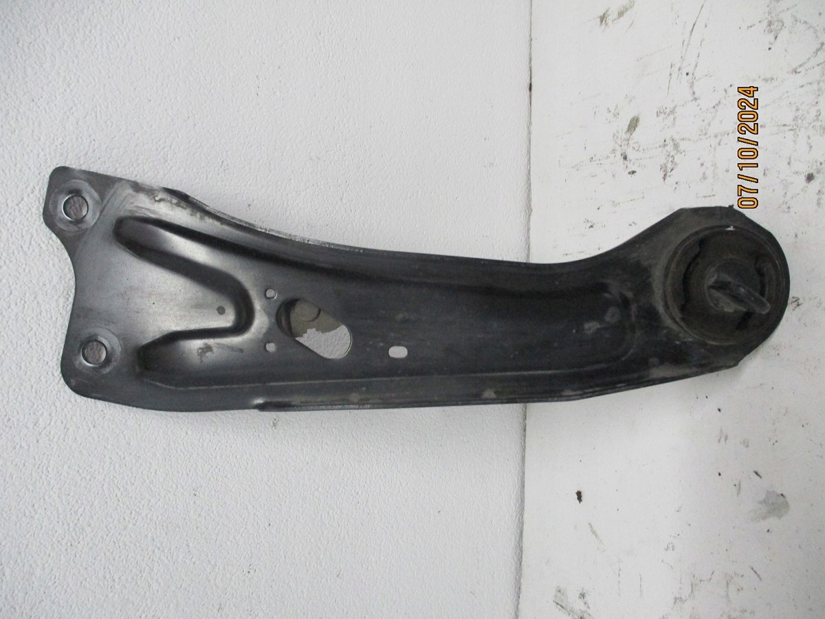 Querlenker heck hinten HYUNDAI KONA 55270K4000 links