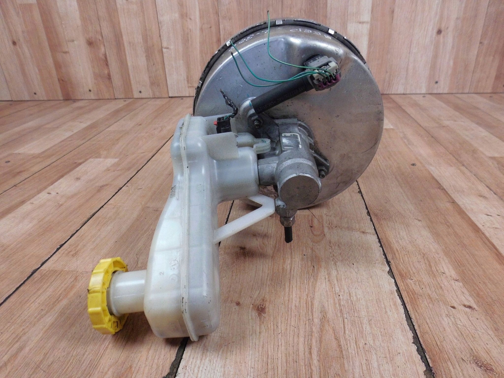 Chrysler Pacifica 2017 1.6 servo brake P04581680AE