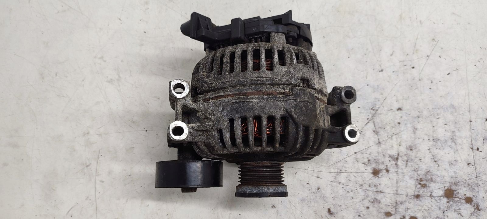 alternateur BMW E90 318i