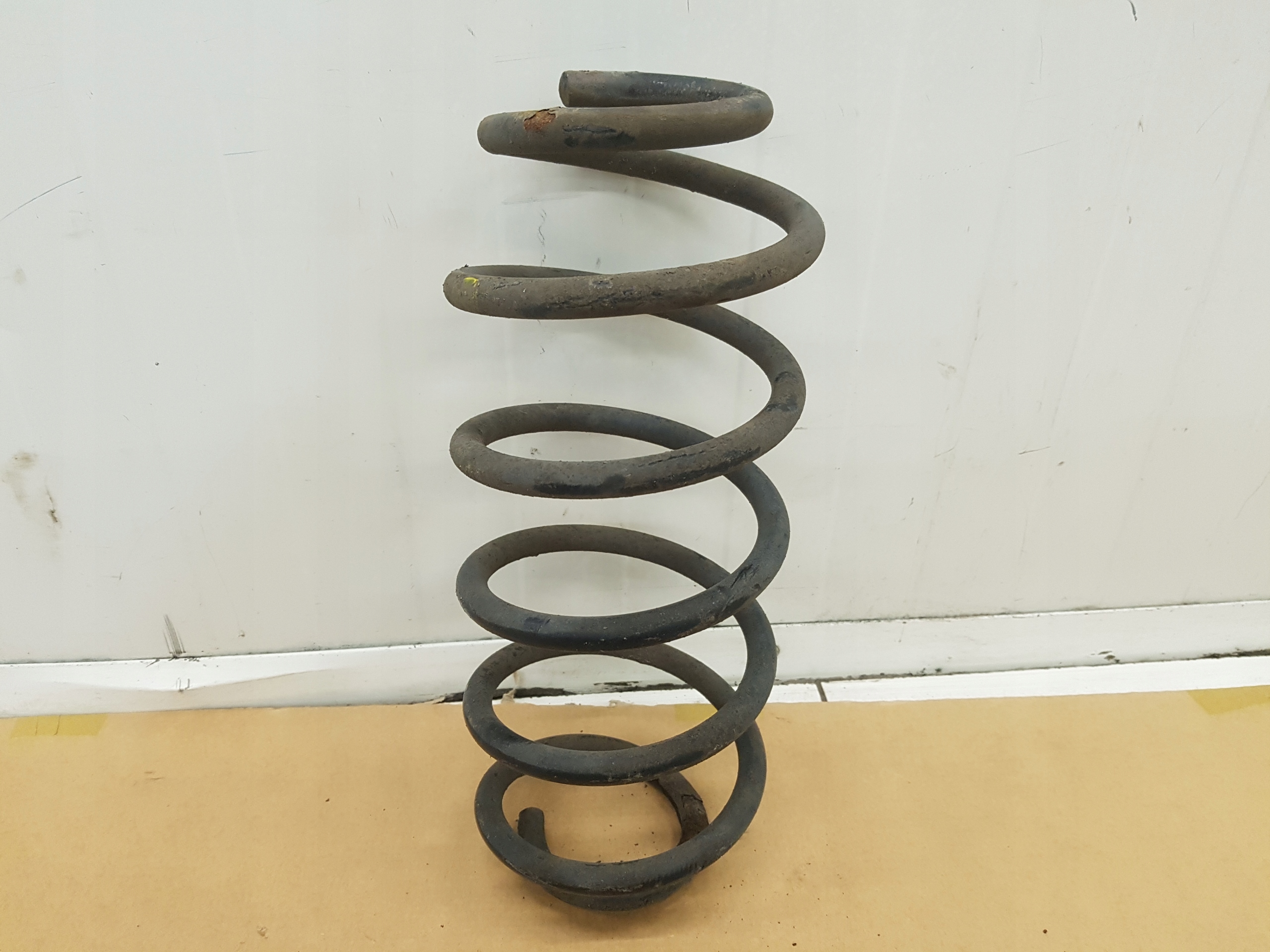 spring rear part rear TOYOTA YARIS 2