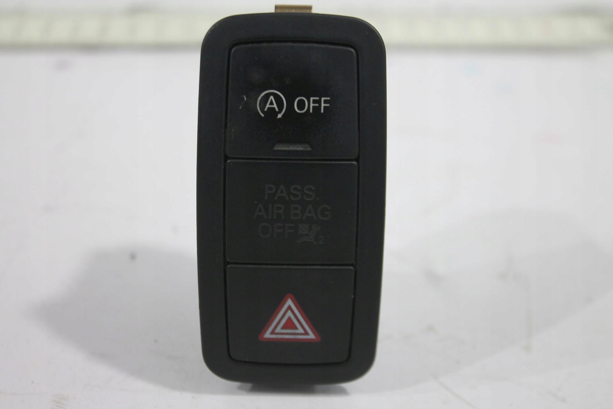 switch of warning lights 8X0959672C AUDI A1 8X 10-18