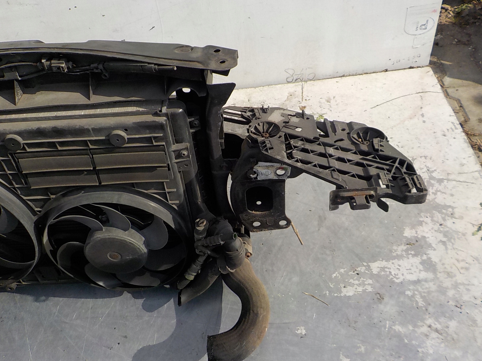 519 SKODA OCTAVIA II 2.0 TDI support panel for radiators sider radiator