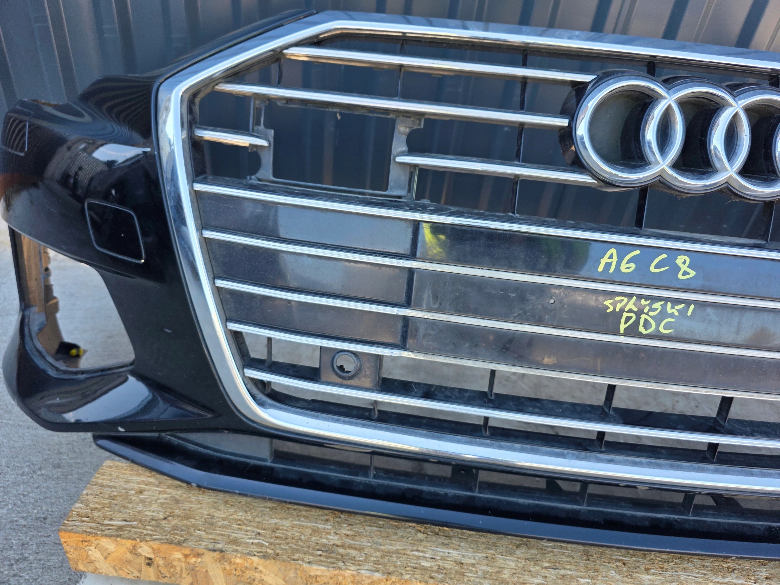 Stoßstange vorne AUDI A6 C8 S LINE 6XPDC Spritzdüsen !!!
