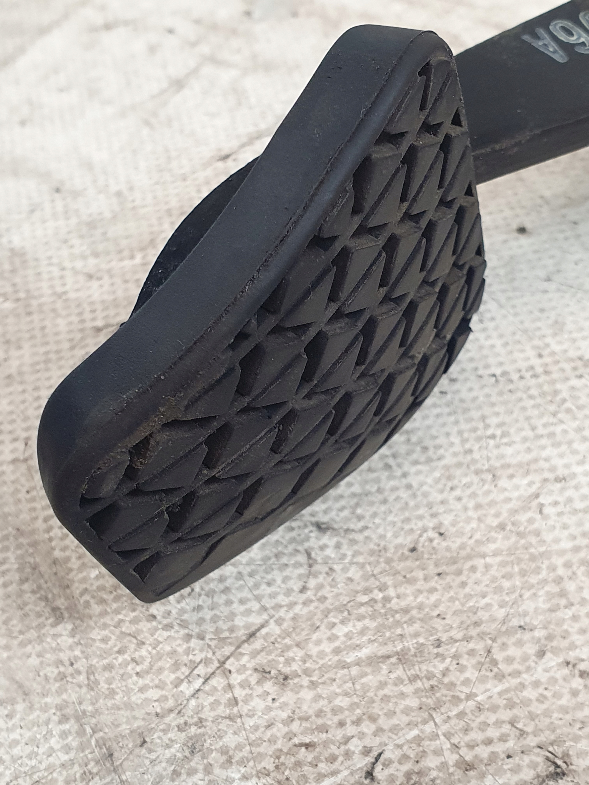 PEDAL Bremse MAZDA 6 und GG 02-05r.