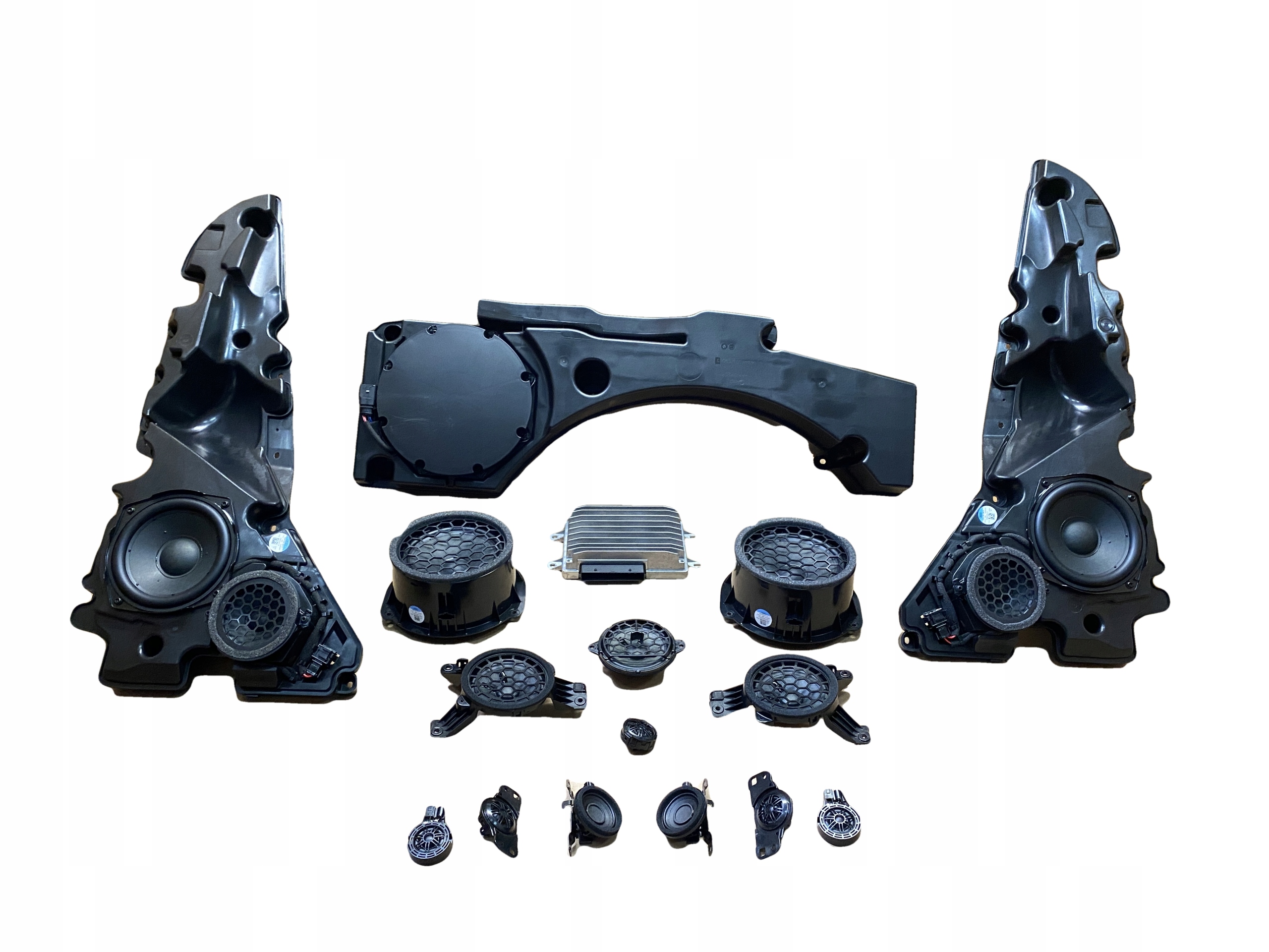 AUDI Q8 4M8 speaker amplifier bang OLUFSEN 8Y0035465A