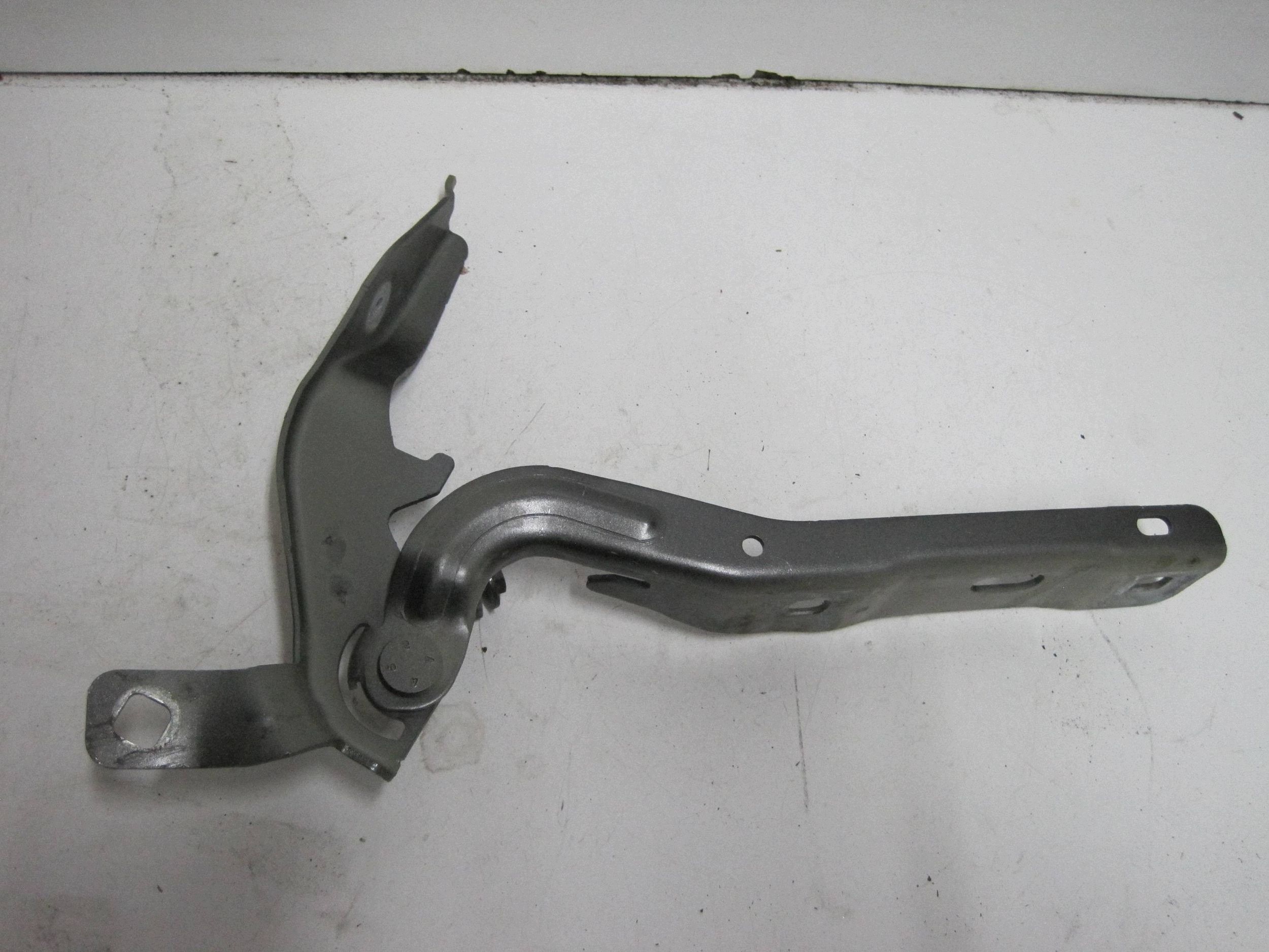 hinge bonnets left CITROEN C4 III E-C4 9831199680