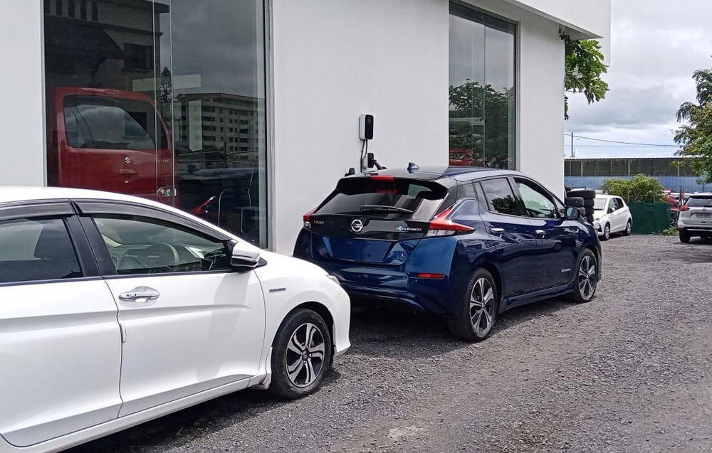 Besen Wallbox Ładowarka Ścienna Do Samochodów Elektrycznych EV 22kW 32A APP Typ ładowarki stacjonarna