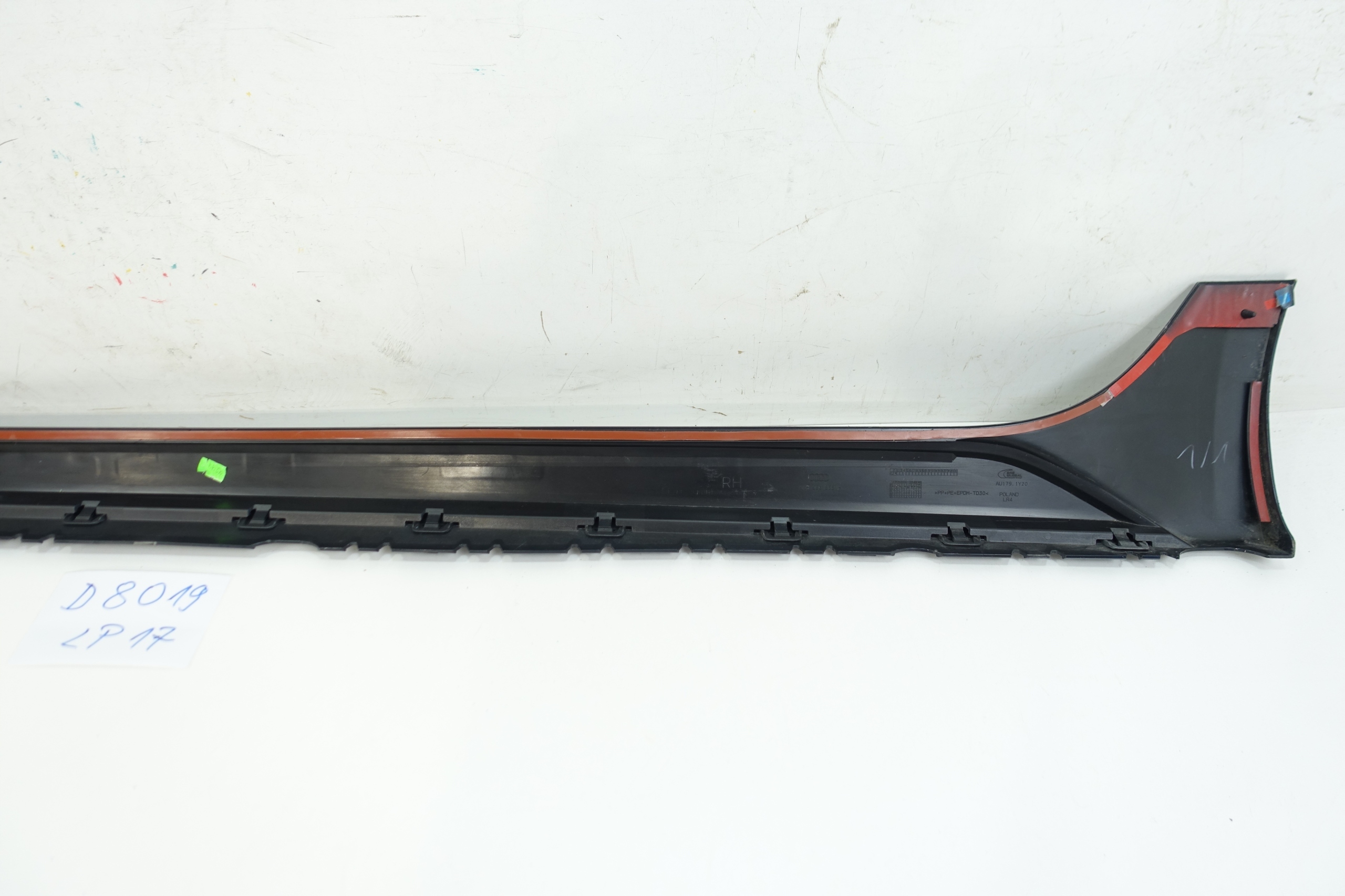 moulding threshold right AUDI A4 B9 LIFT ALLROAD 2019