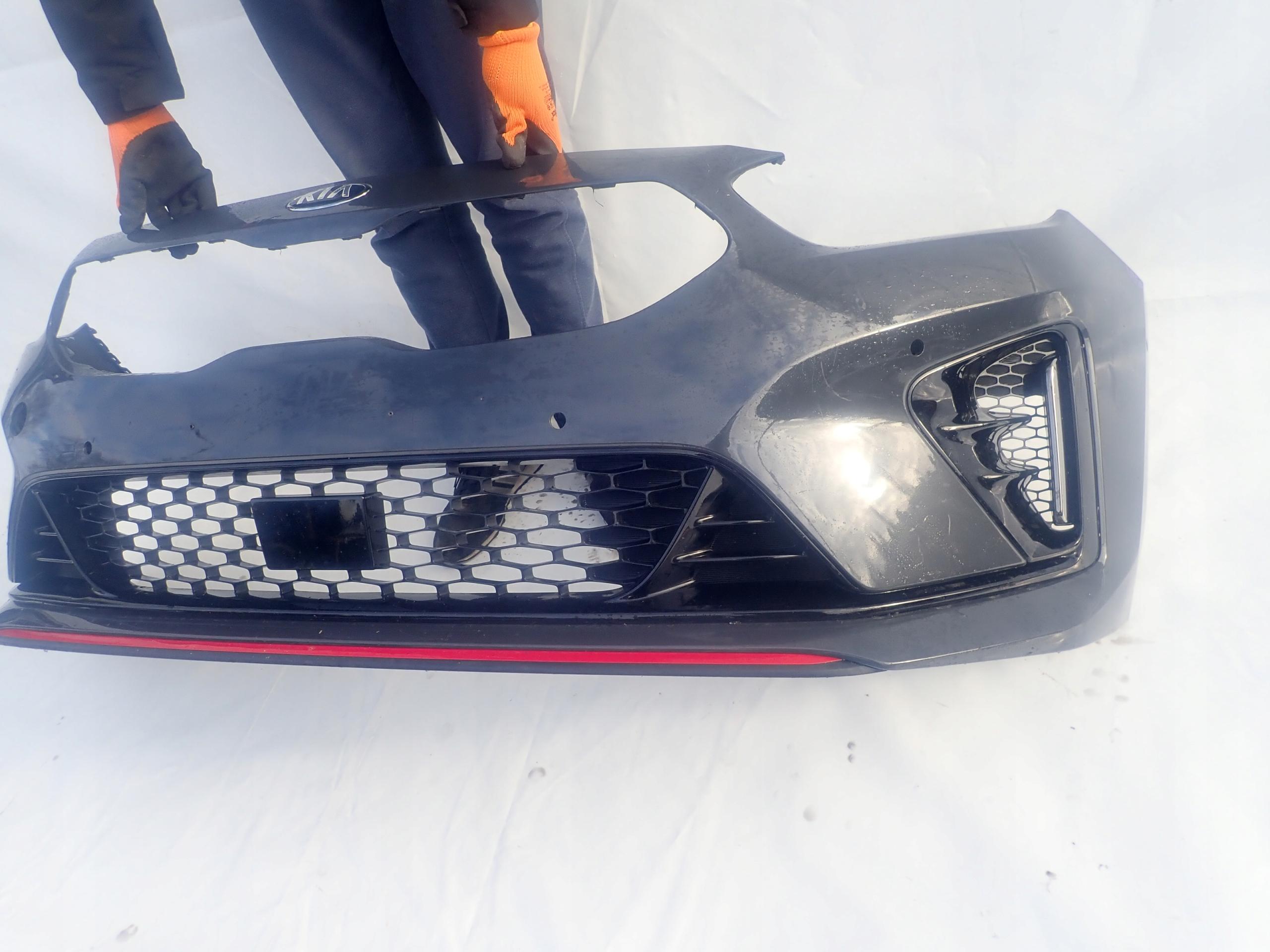 KIA PROCEED GT LINE 18- bumper front front PDC