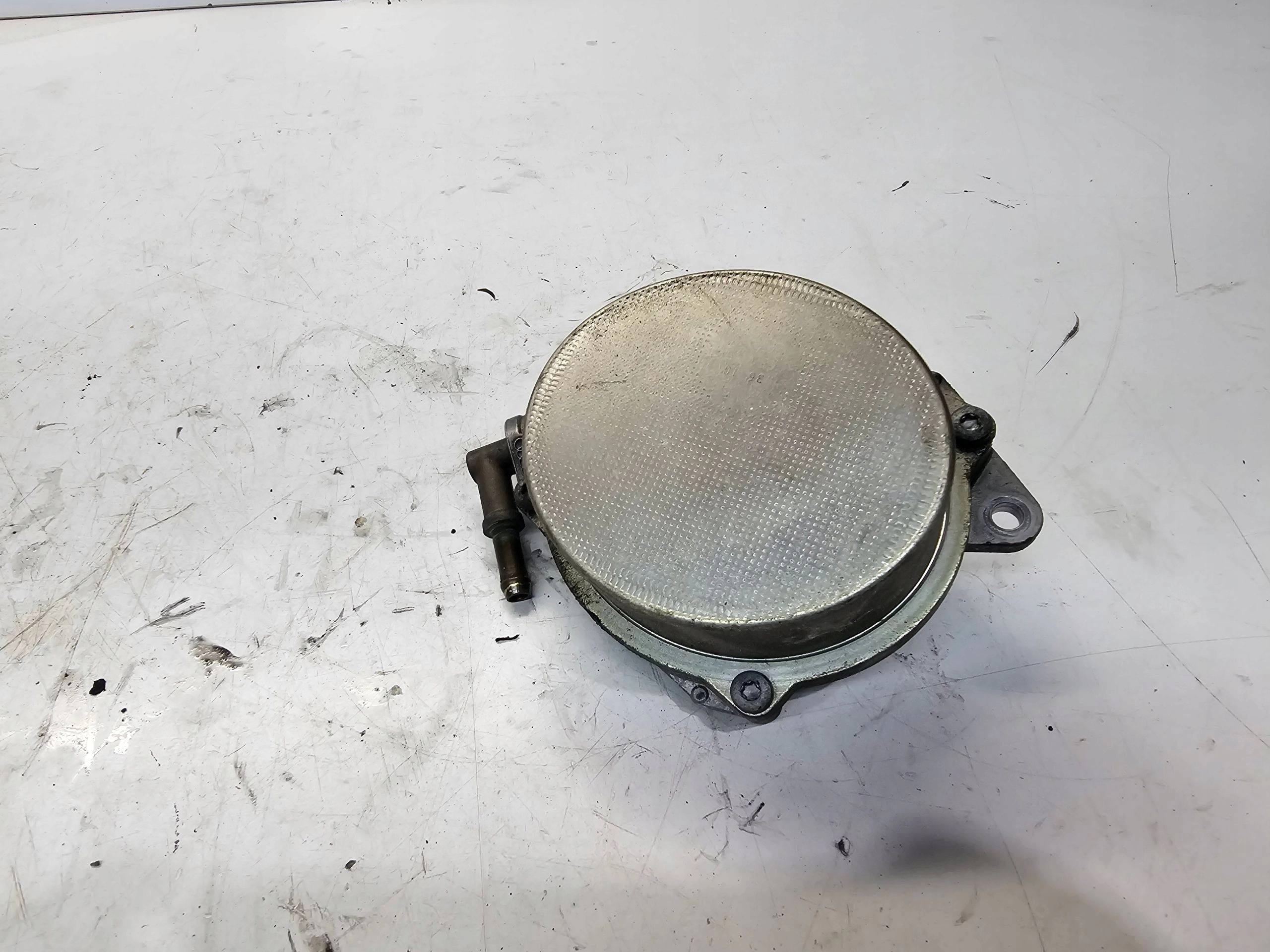 pump VACUM AUDI A4 A5 A6 A7 2.7 3.0 TDI 059145100H