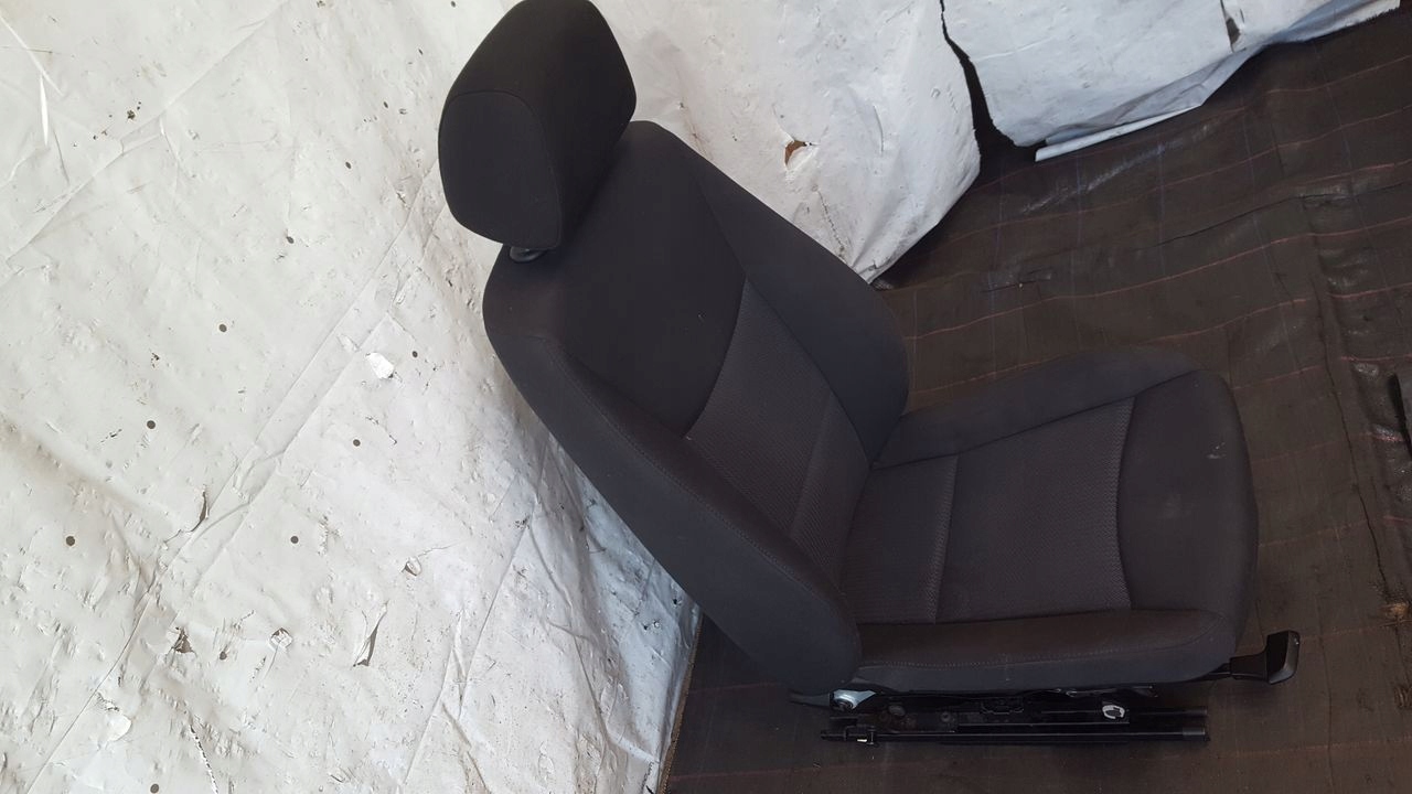 seat front left driver´s BMW E91 LIFT 2,0i