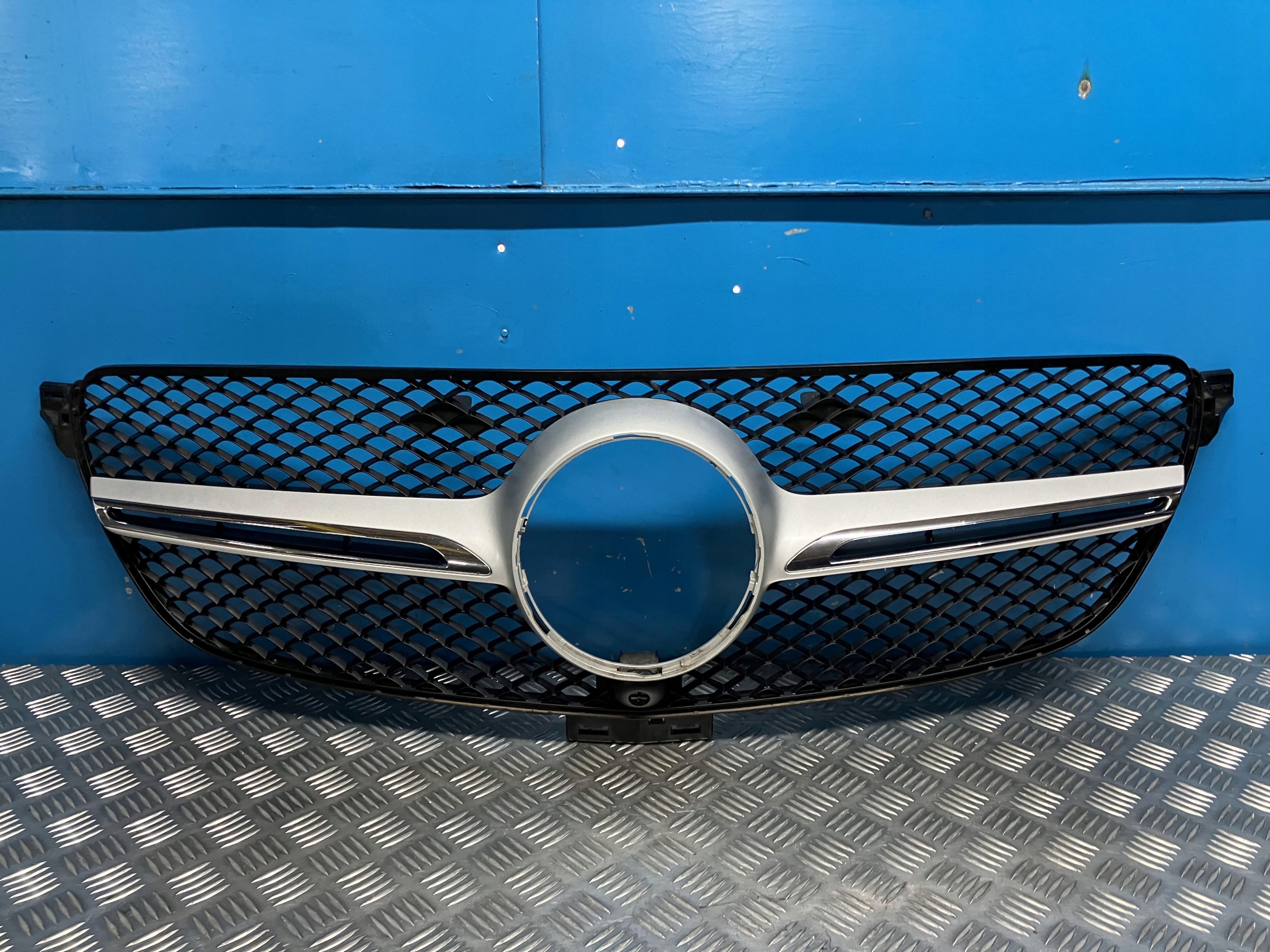 Mercedes-Benz GLE W292 Kühlergrill FRONTGRILL Kühlergitter A2928880060 - Thumbnail 1