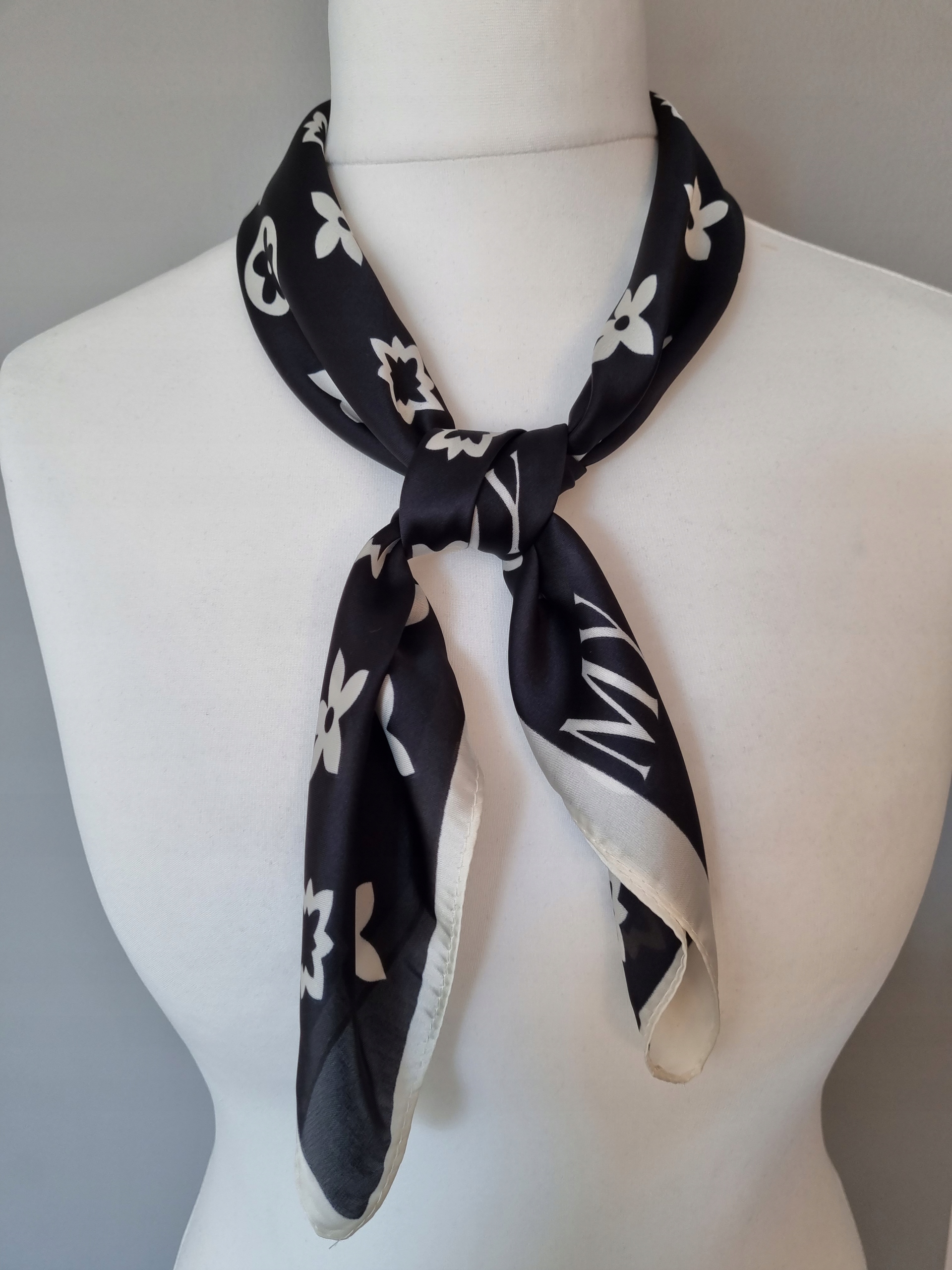 

Modna Chusta Damska Apaszka Szal