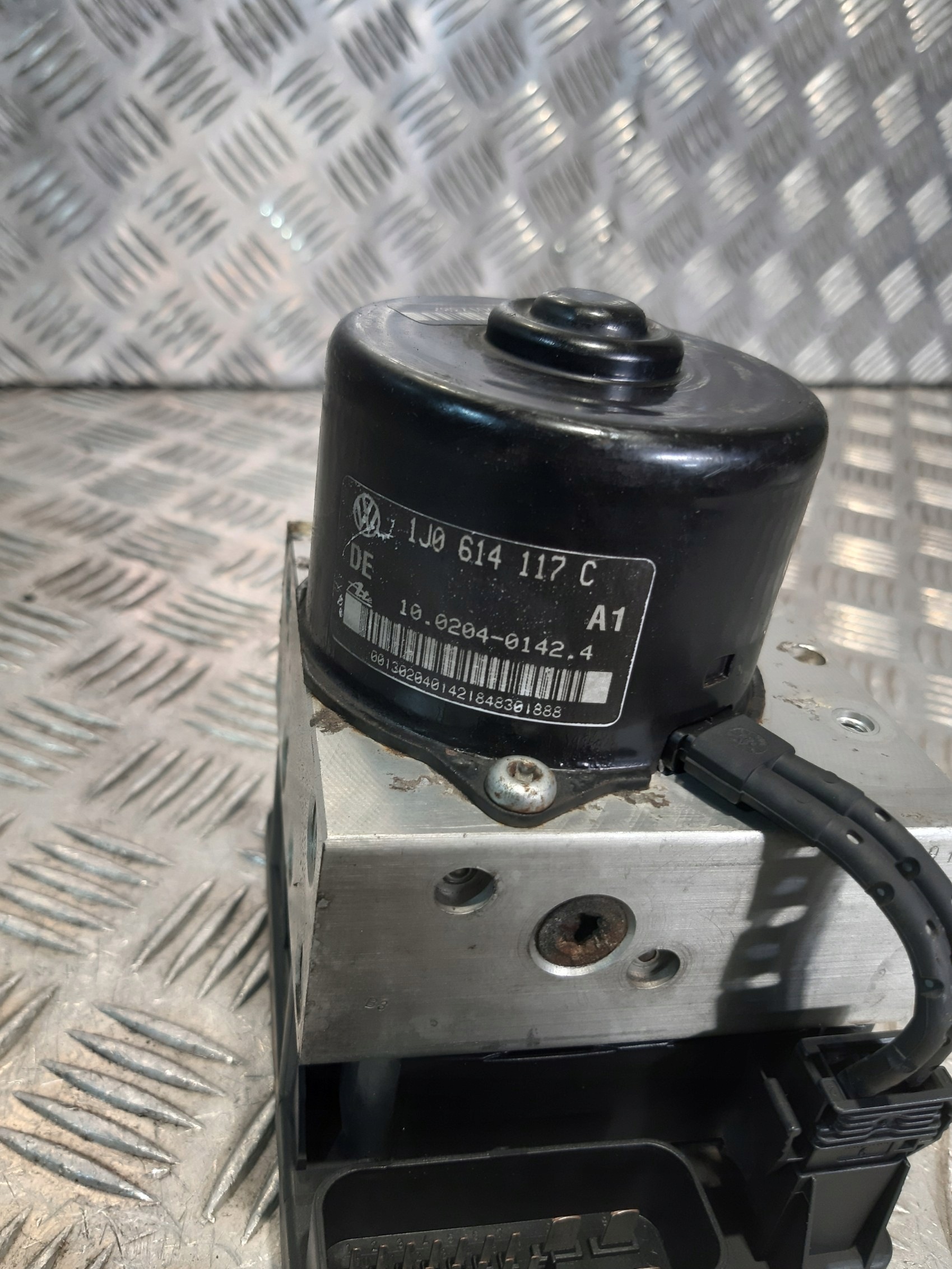 AUDI A3 8L 1.6B Pompa ABS 1J0907379G 1J0614117C
