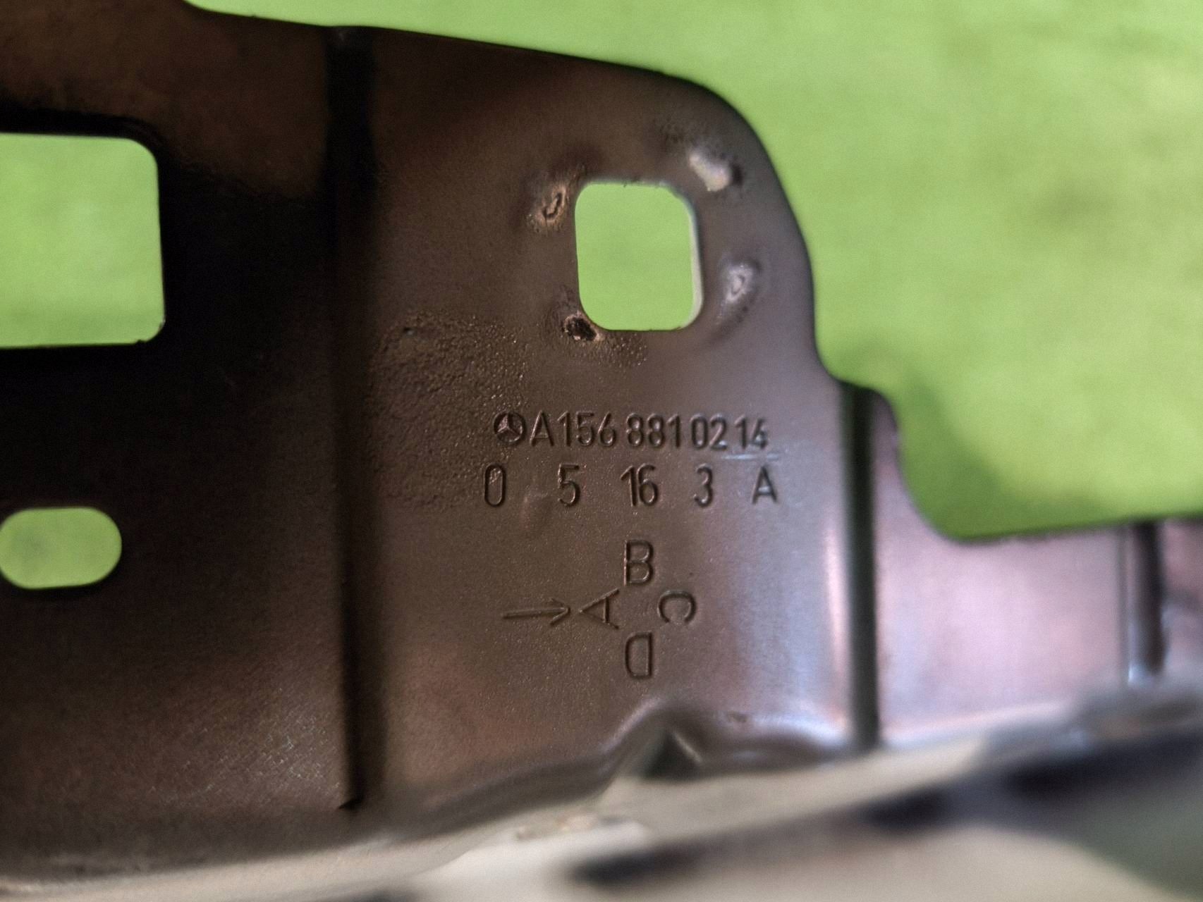 fender front right MERCEDES GLA W156 12- NR.806