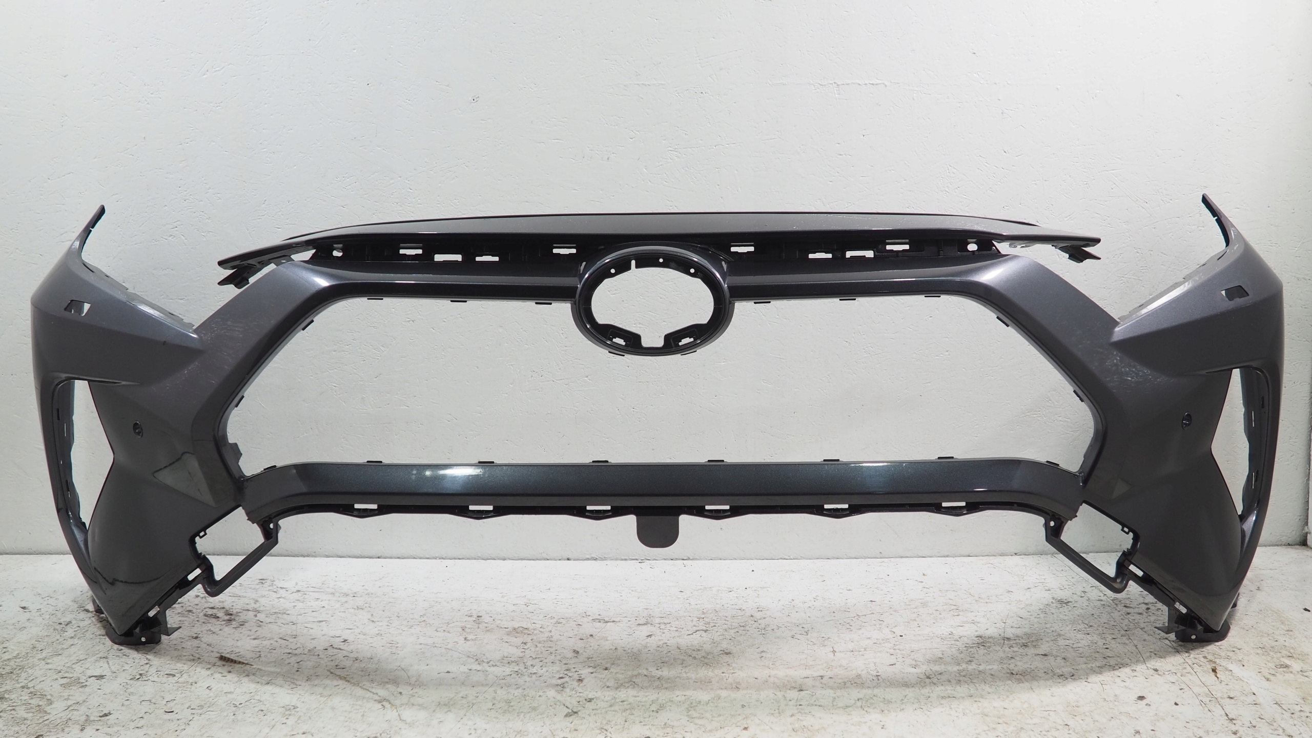 Toyota Rav4 V bumper front front 52119-42B20
