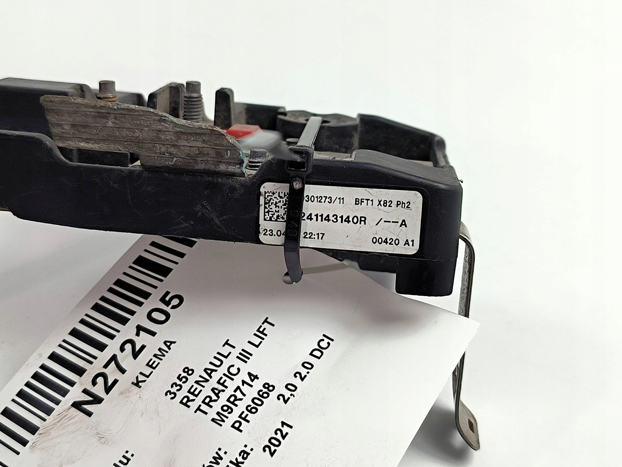 terminal 241143140R RENAULT TRAFIC III LIFT