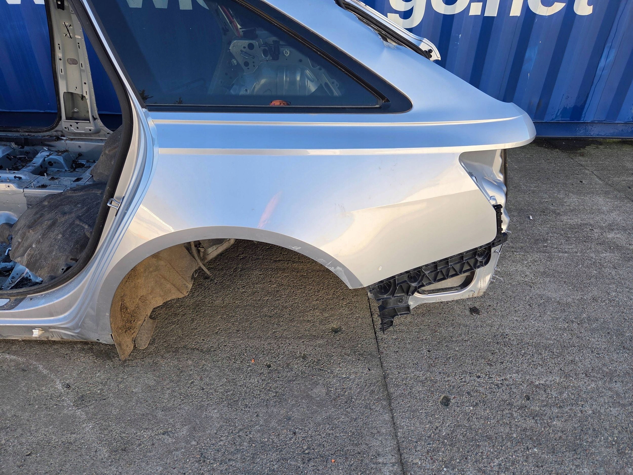 Audi A6 RS6 C8 4K quarter rear left or right