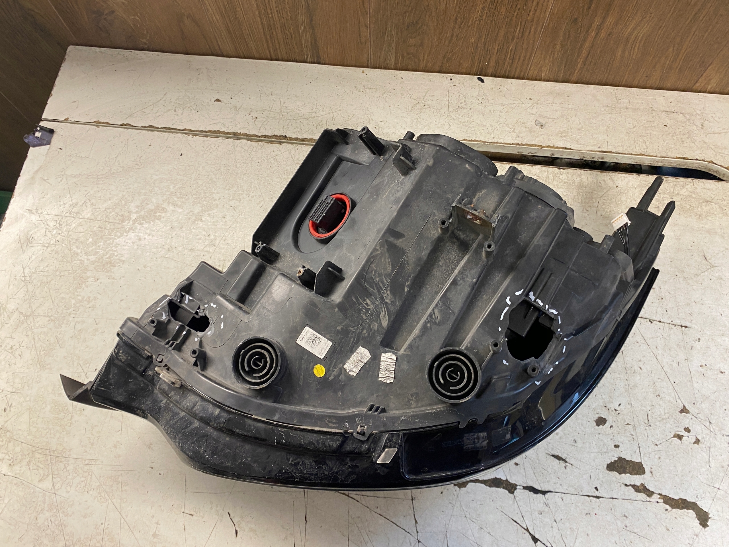 BMW i3 правый передний full led