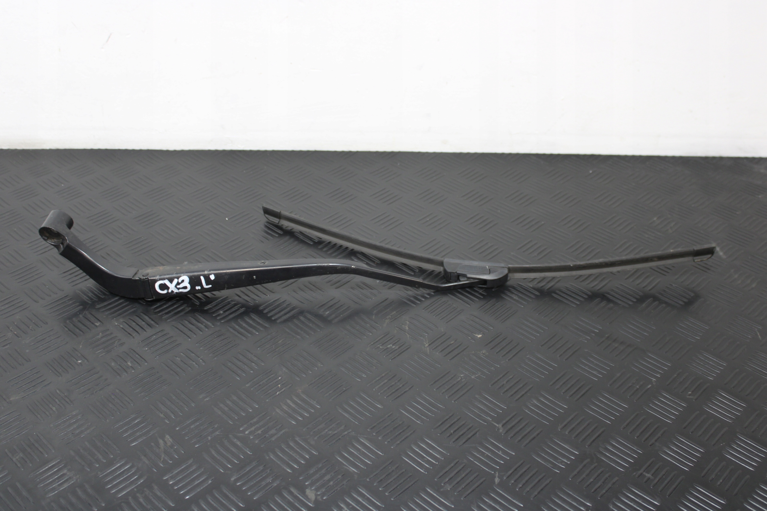 wiper arm wiper left MAZDA CX3 CX-3 LIFT