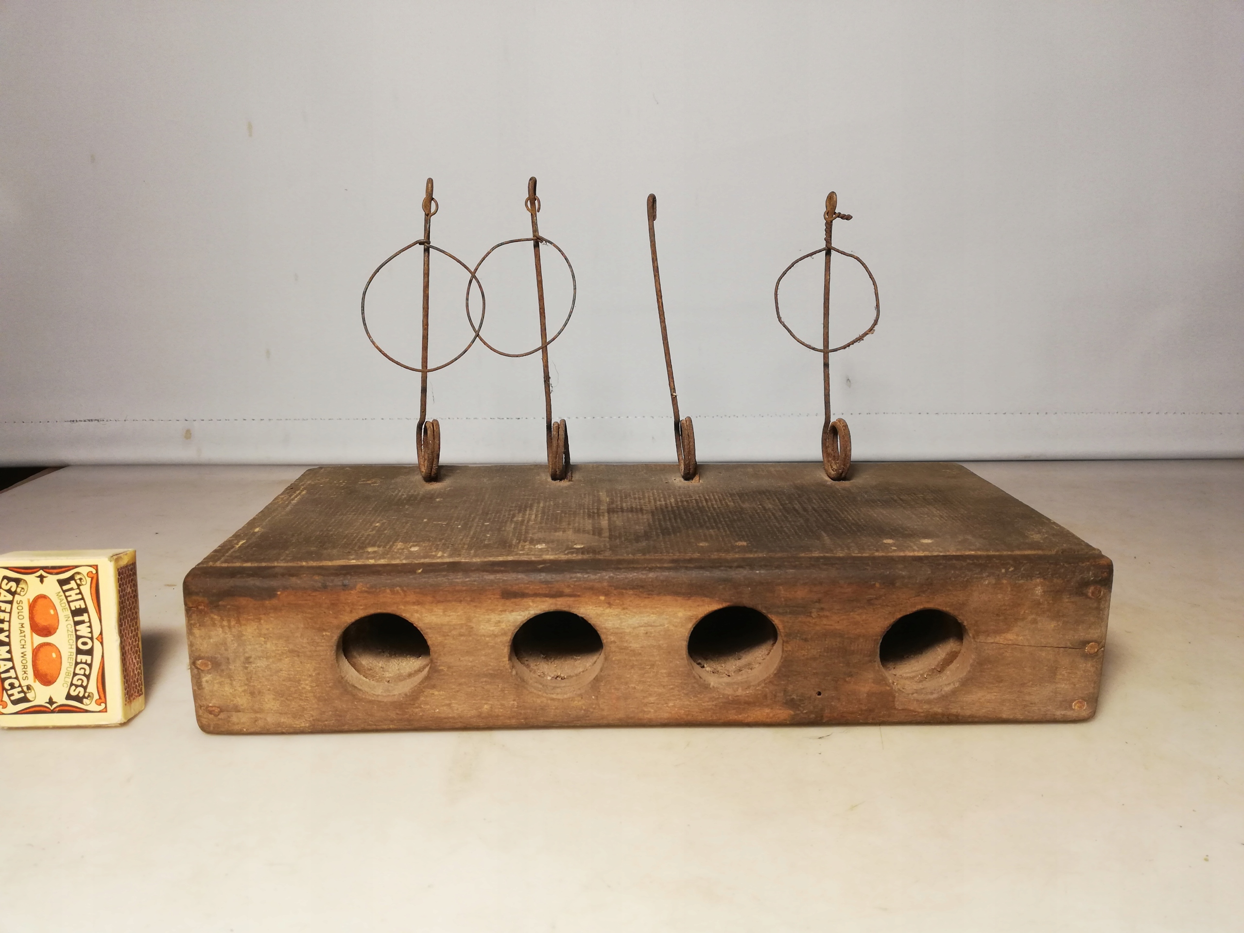 STARA PUŁAPKA ZACISKOWA NA MYSZY IRLANDZKA, KRAWATKA