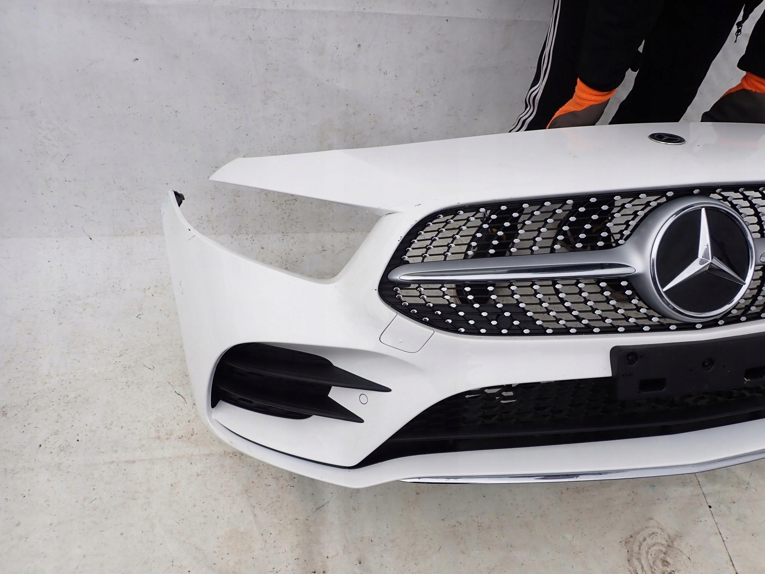 MERCEDES A-KLASA W177 AMG 18- bumper front PDC