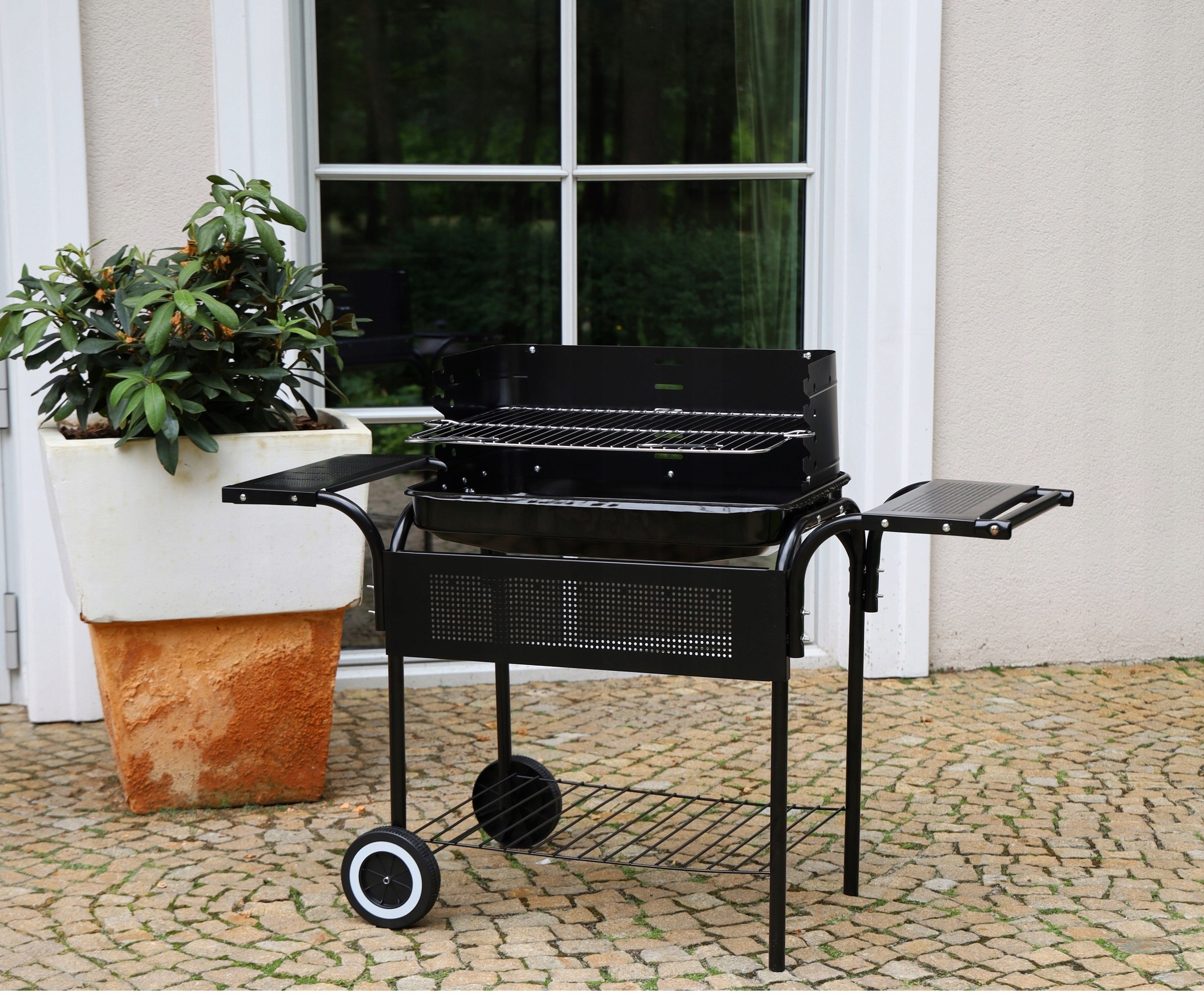 DUŻY GRILL OGRODOWY WĘGLOWY REGULOWANY RUSZT PÓŁKI KOŁA MULTIGARDEN Producent Modern Home