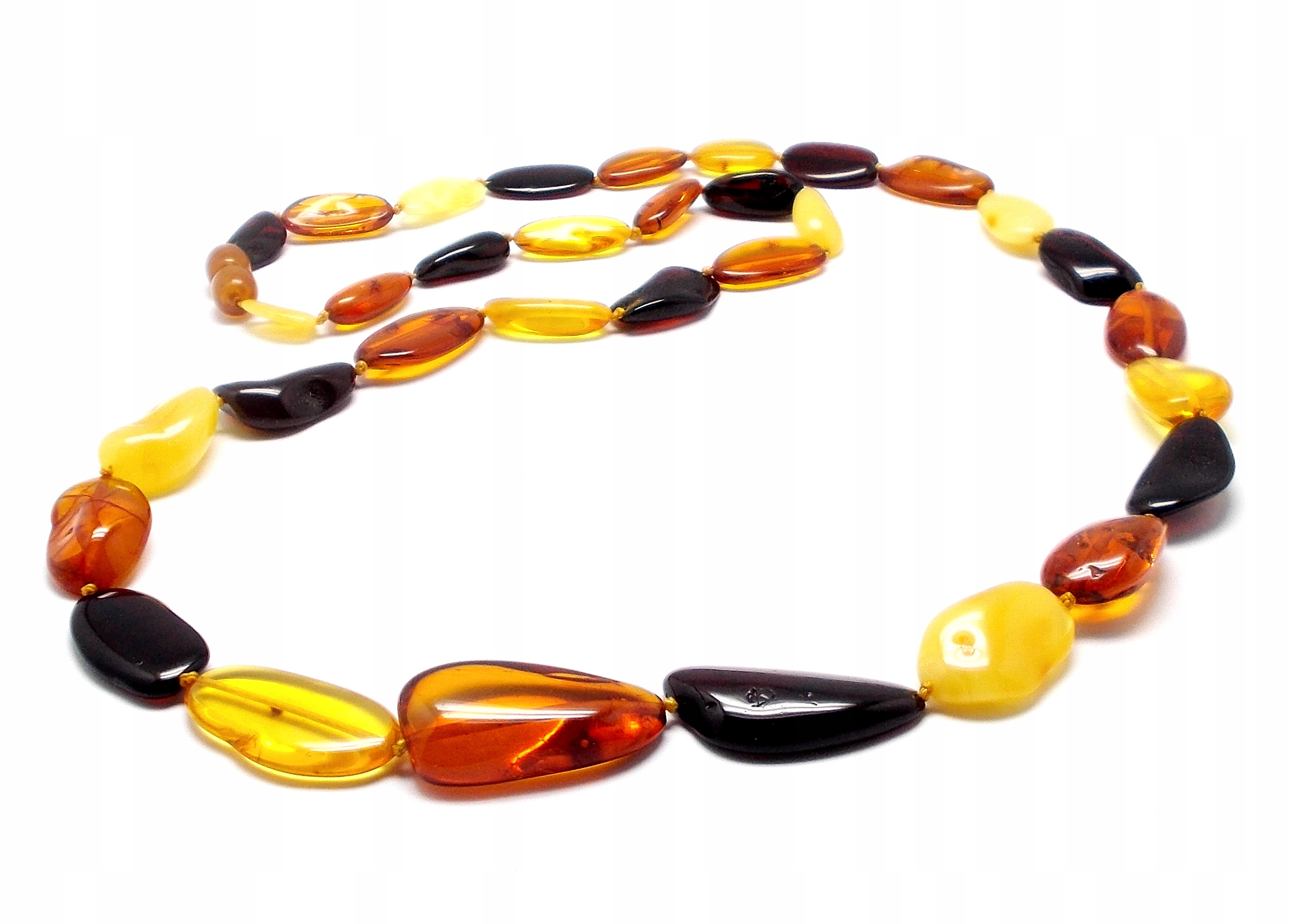 NASZYJNIK Z BURSZTYNU