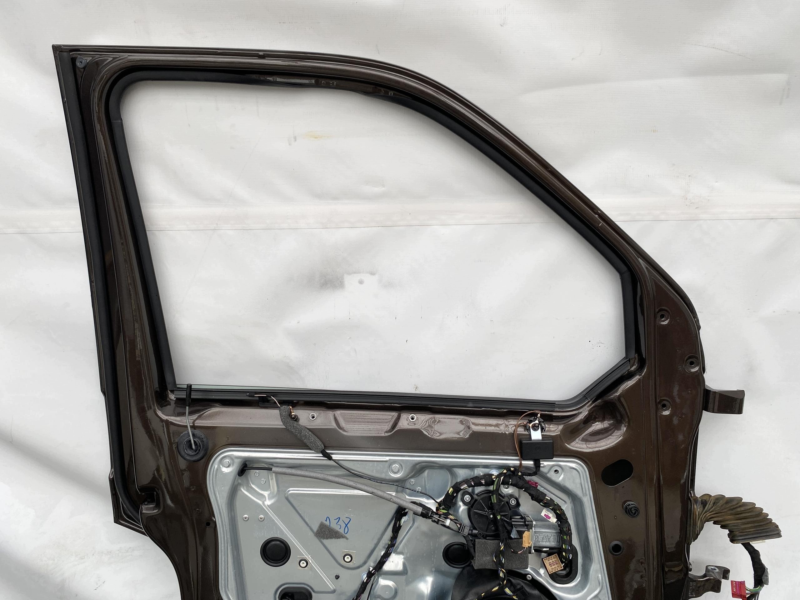 VW TRANSPORTER T6 15- door front left BRAZOWY METALIK left front