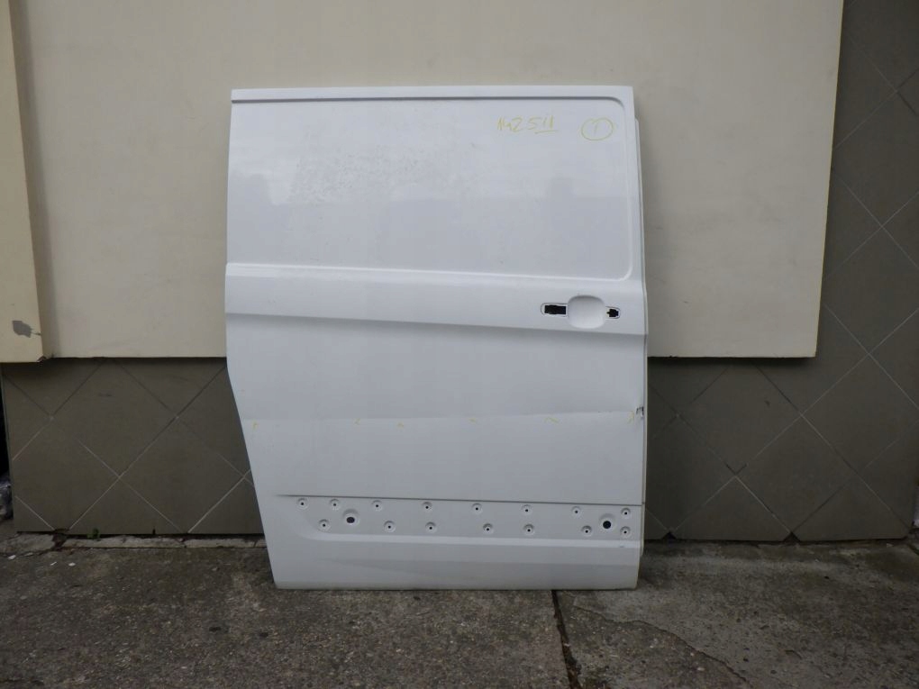 FORD TRANSIT CUSTOM LIFT 17- door right rear.