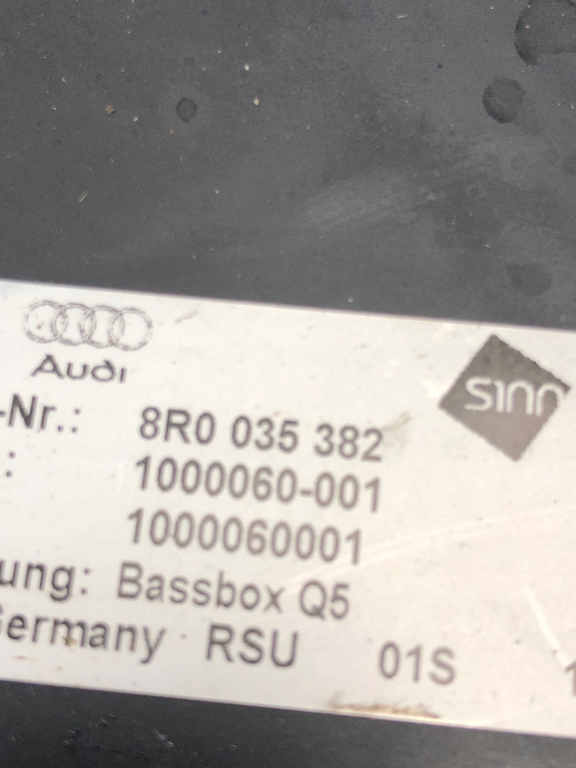 speaker SUBWOOFER AUDI Q5 8R0035382