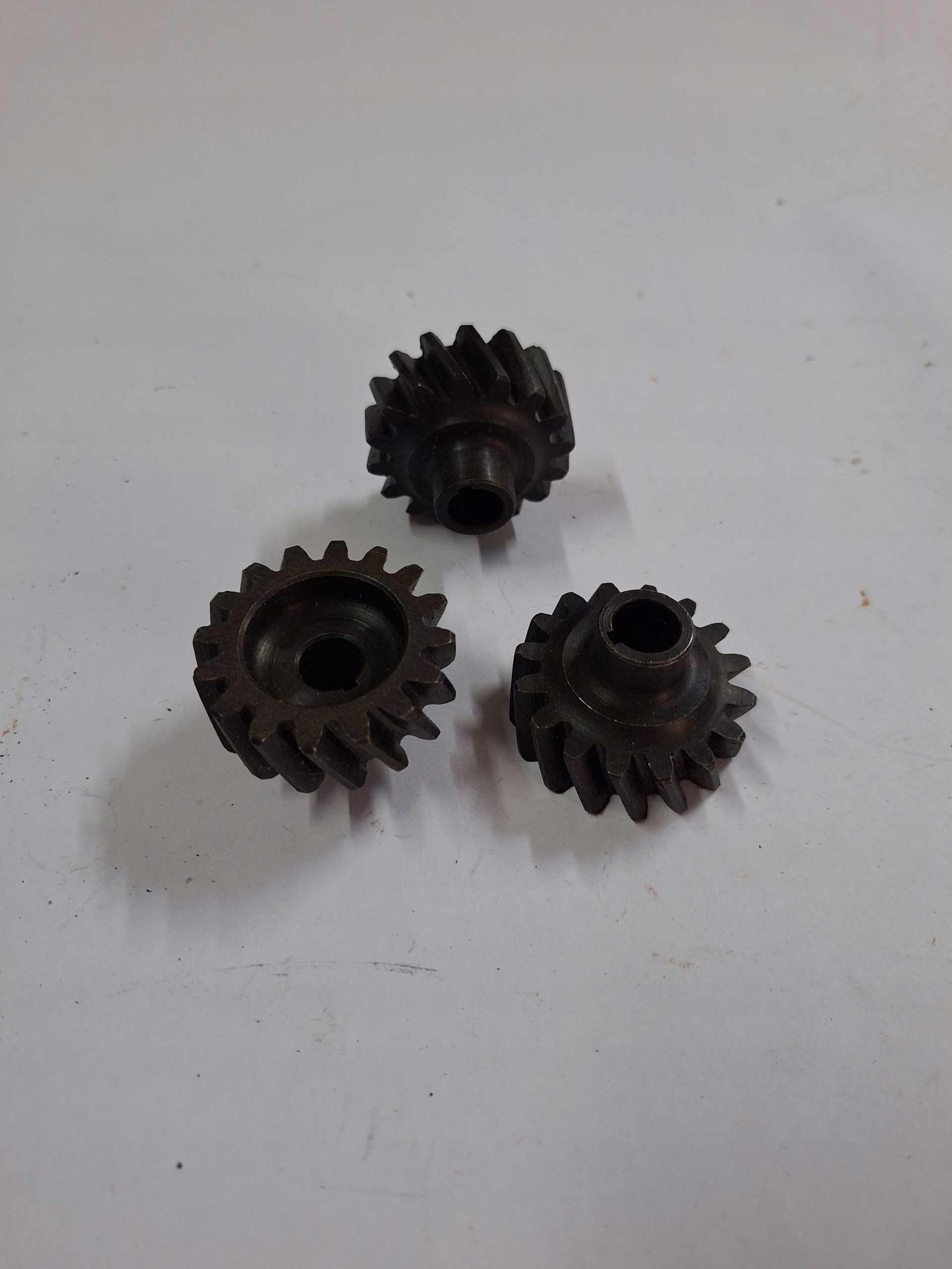 Režim ozubení generátoru 6 V M-72 K-750 Ural Dněpr 16 zubů