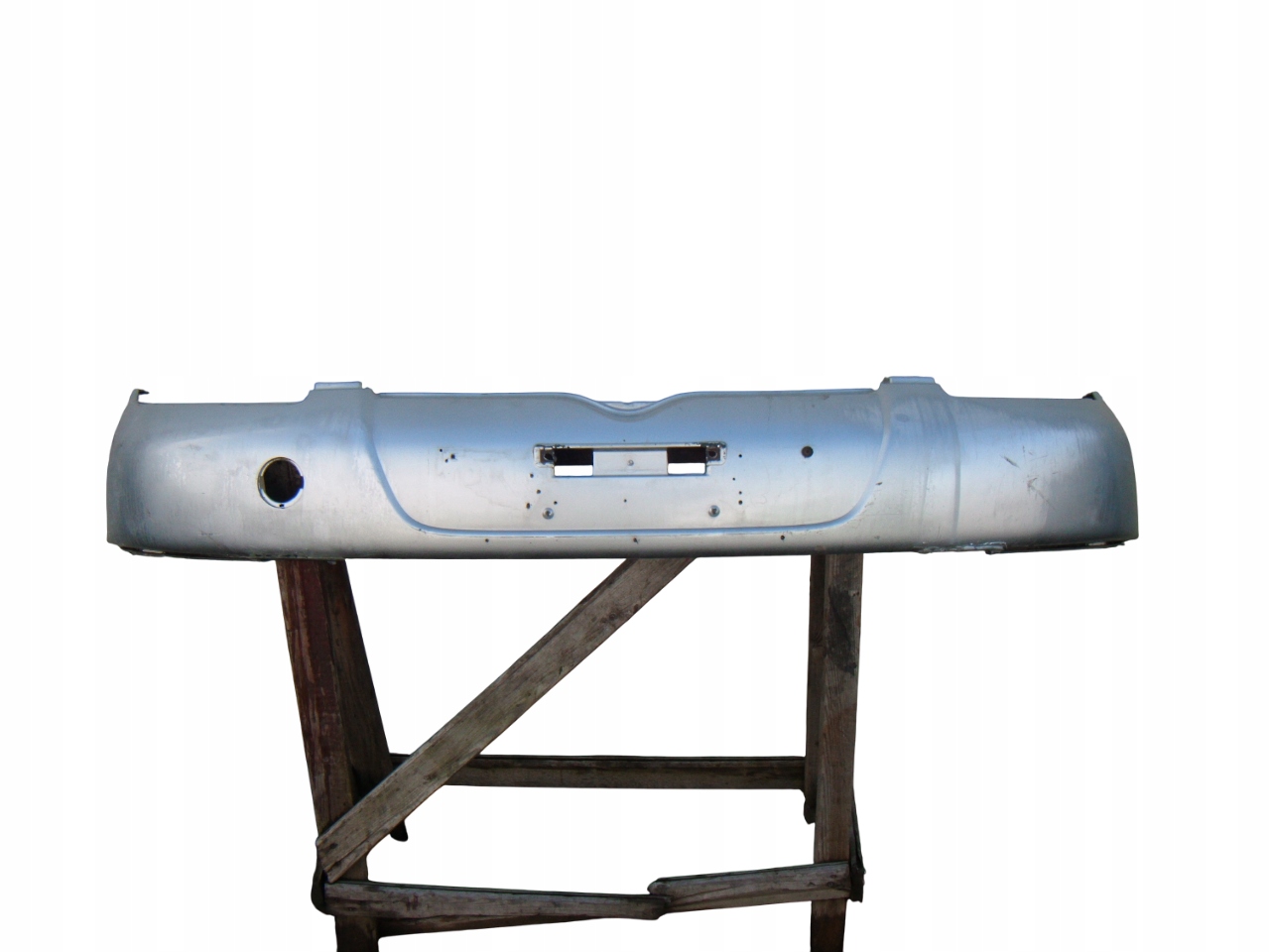 TOYOTA YARIS 1 I 5D 99- ZDERZAK PRZÓD