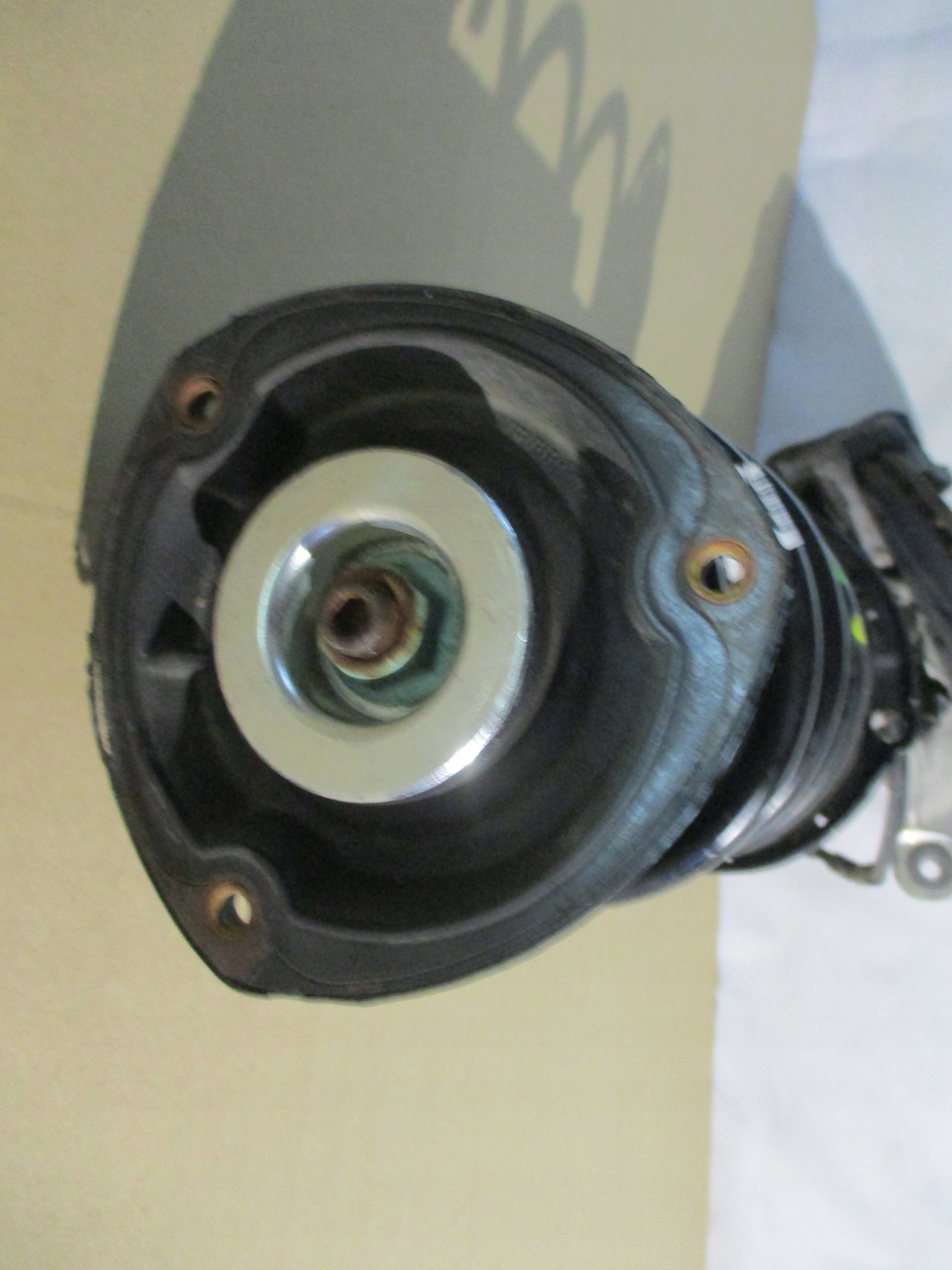 shock absorber swing right Skoda Kadiaq 5Q0412021PM