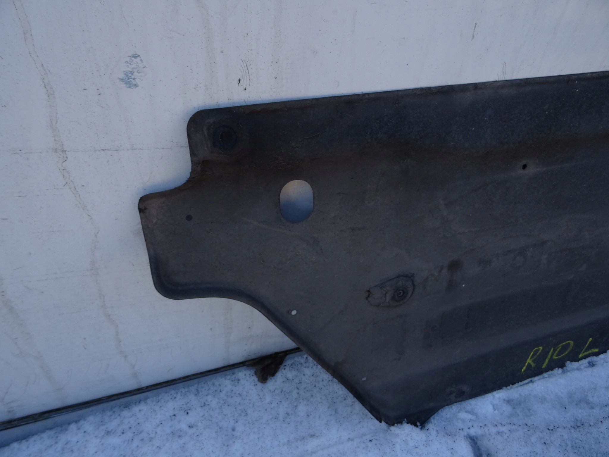 KIA RIO 4 IV Blende Abdeckung des Bodens links 18 ROK