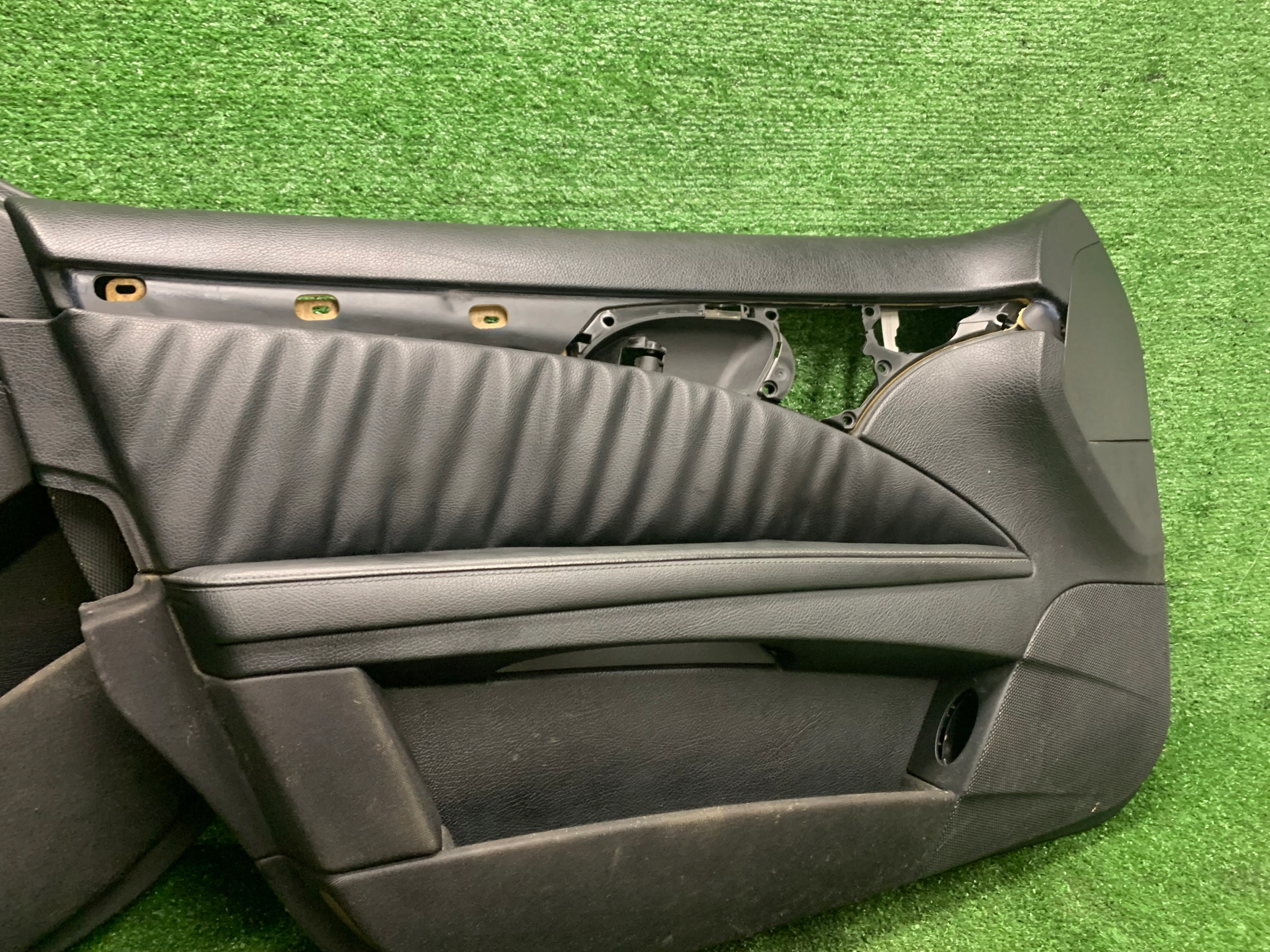 side side upholstery door front rear part KOMPLET MERCEDES W211 E KLASA