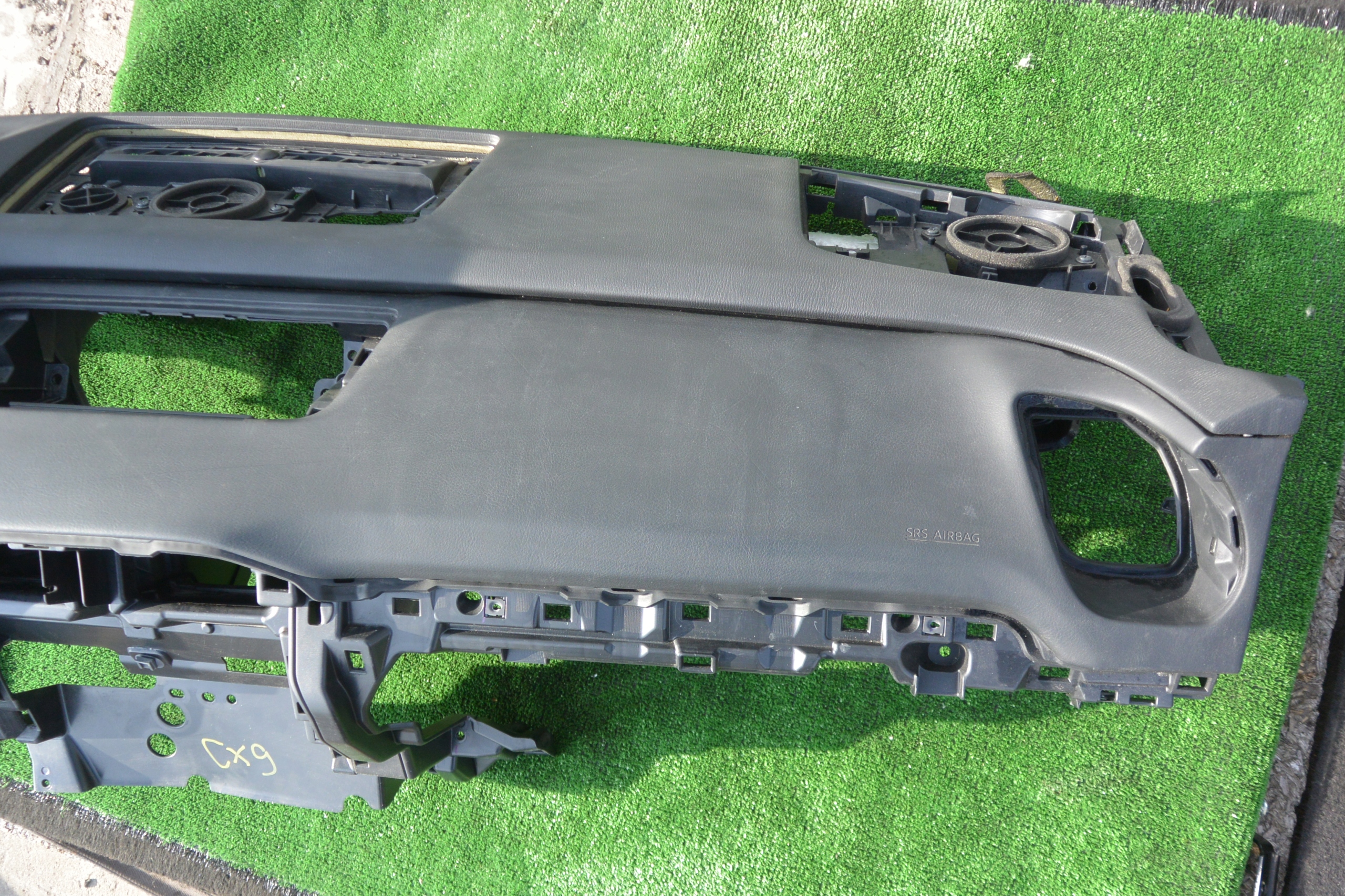 MAZDA CX9 II TC 16- dashboard instrument panel cockpit