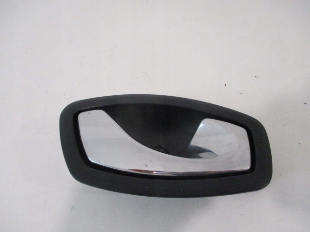 RENAULT MEGANE III KLAMKA WEWNĘTRZNA PRAWA 826720001R