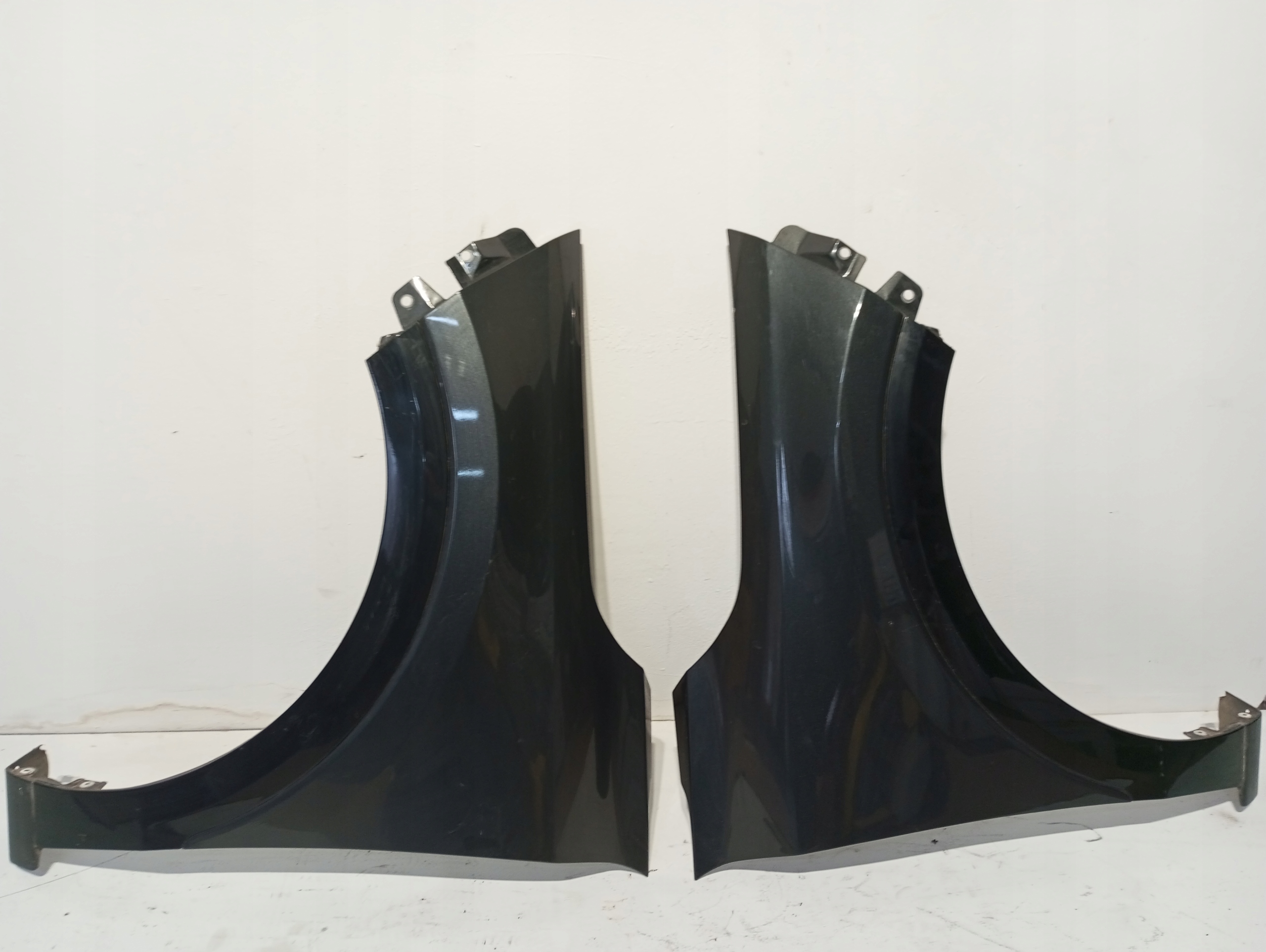fender right left KIA NIRO II