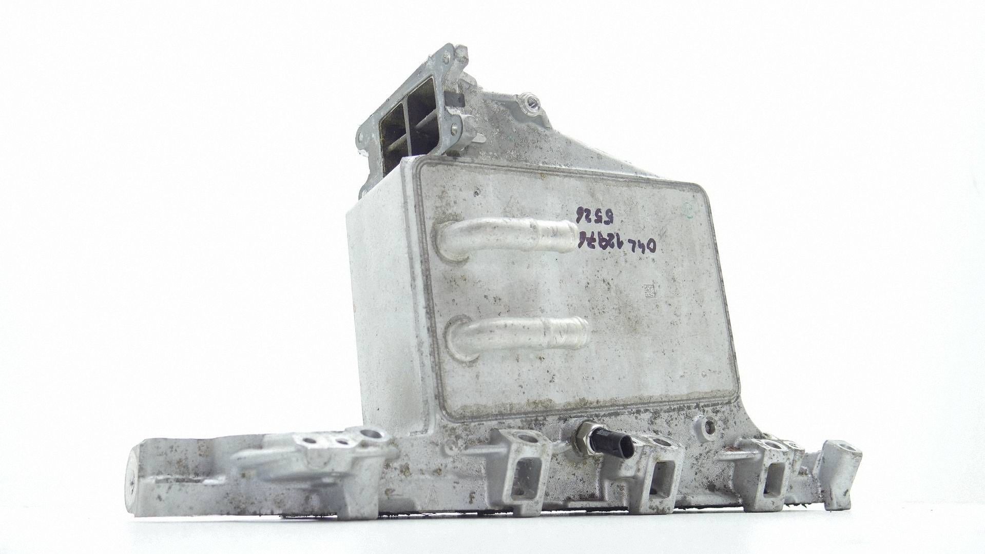 intake manifold VW PASSAT B8 2.0 TDI 04L129766AM