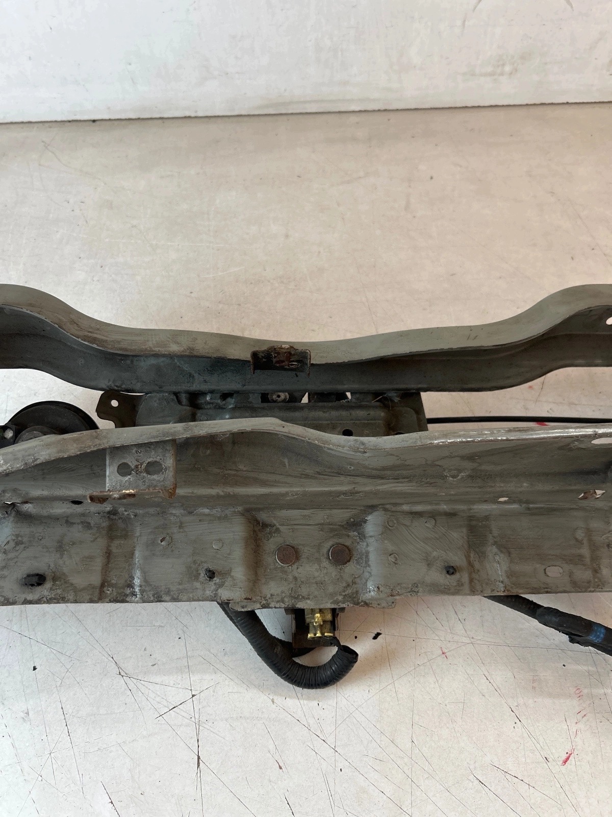 support panel for radiators pillar upper Nissan NV200