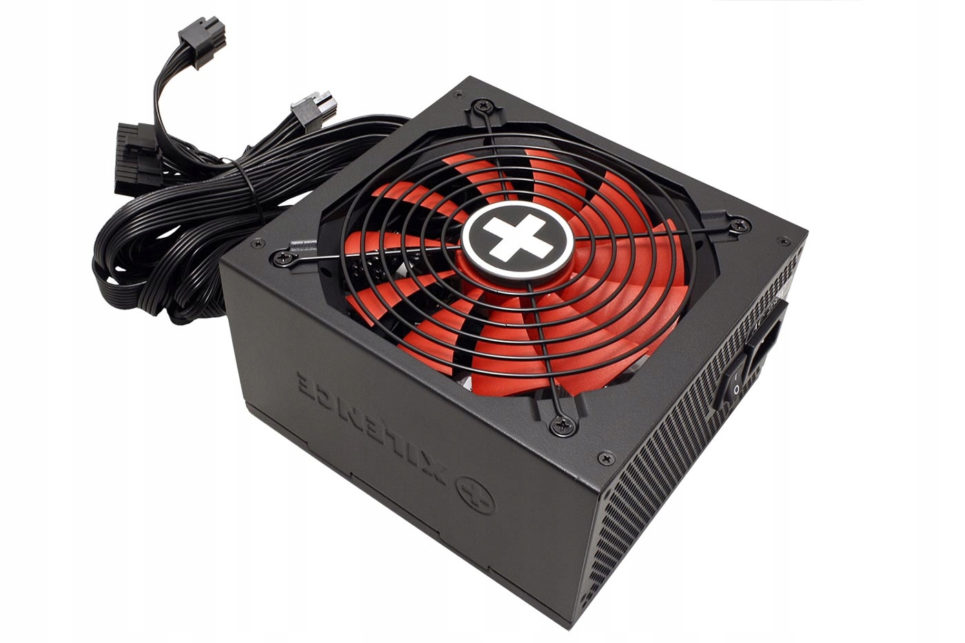 Xilence Zdroj Atx 2.52, 750W, 80+ Gold, semi-modulární, série Perfomance X