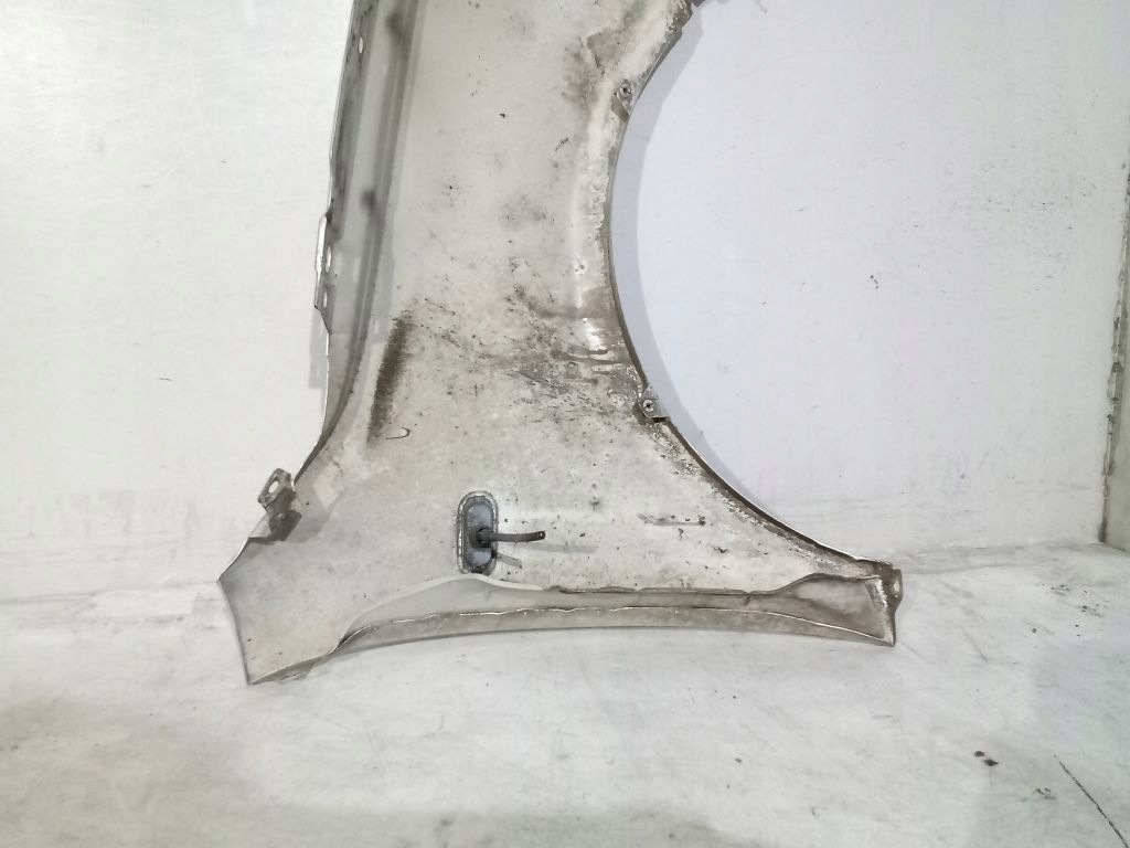 VW Lupo fender left