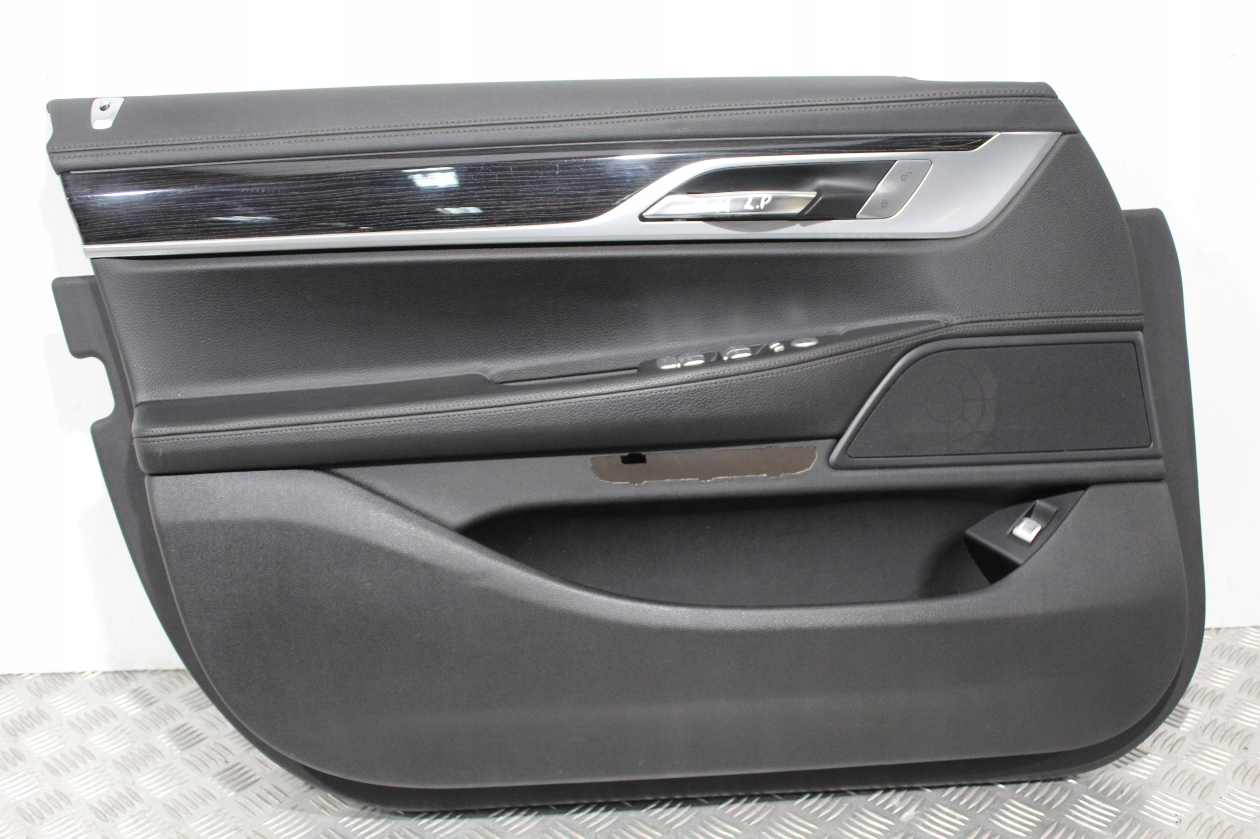 side door left front BMW 7 G11